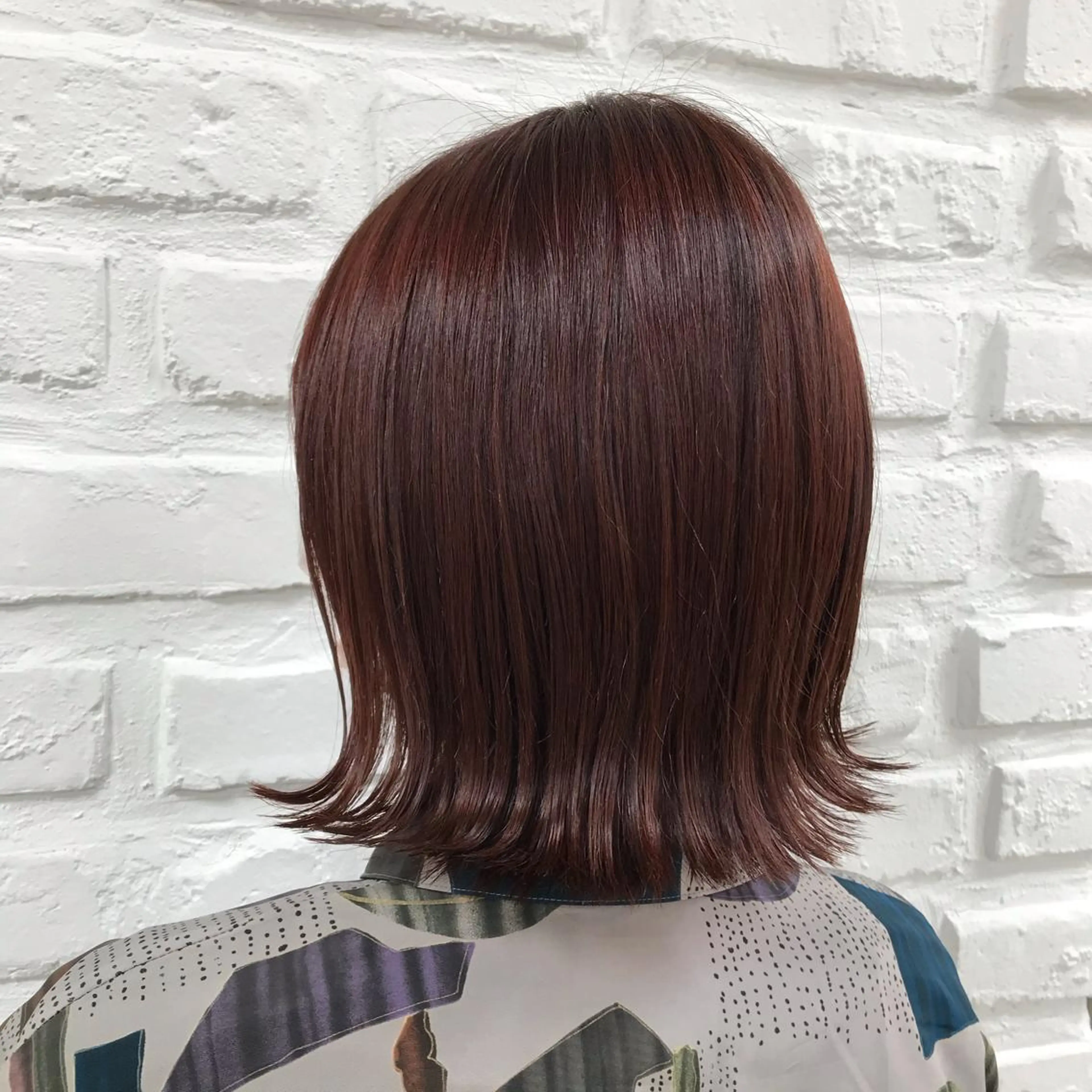 ミディアム カラー 透明感カラー ピンクカラー ボブ 外ハネヘア カット ヘアカラー トリートメント 暖色カラー🌹 中山由梨のヘアスタイル