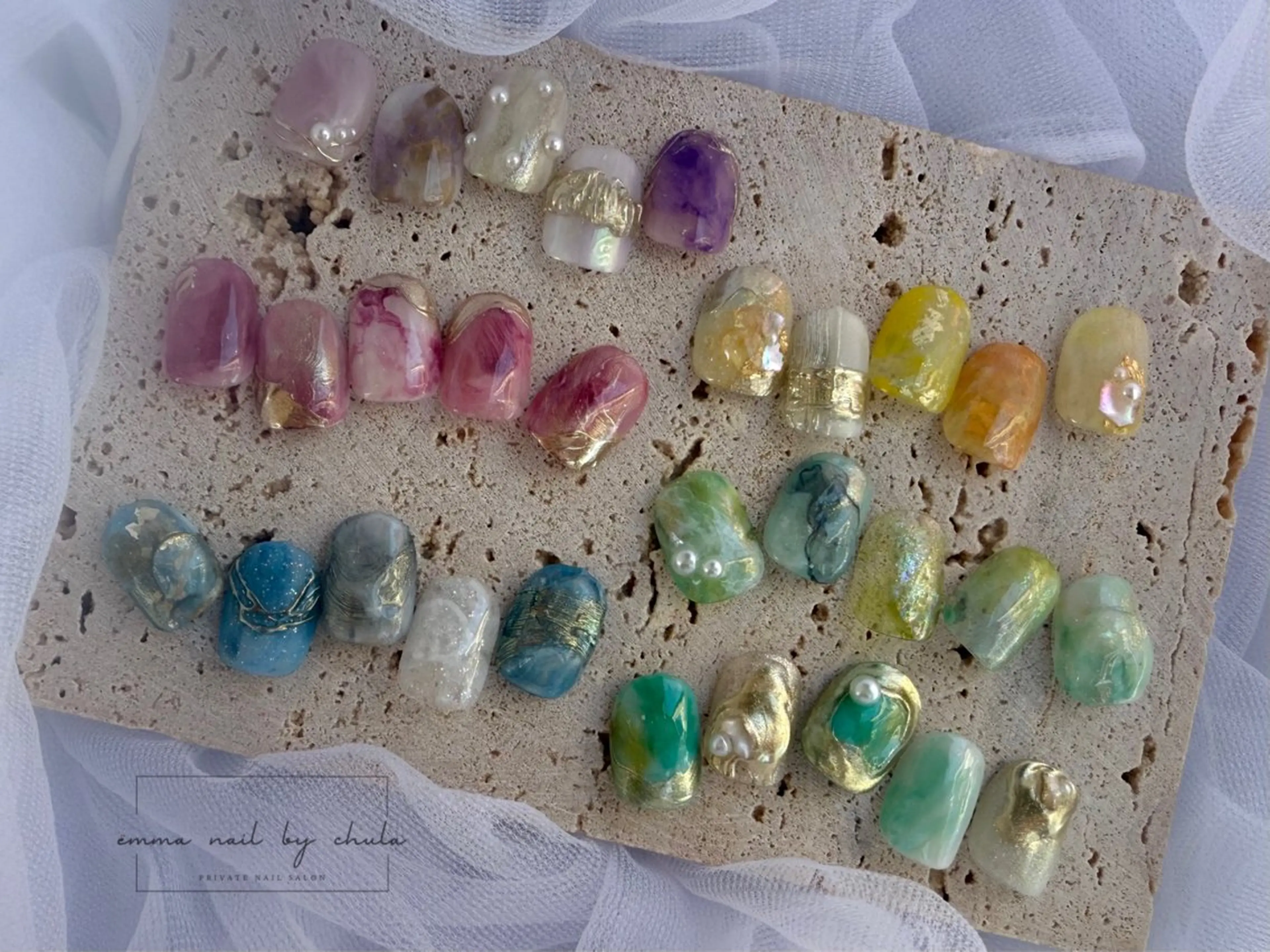 ネイル ハンドネイル ハンドケア ëmma nail_ by chulaのネイルデザイン
