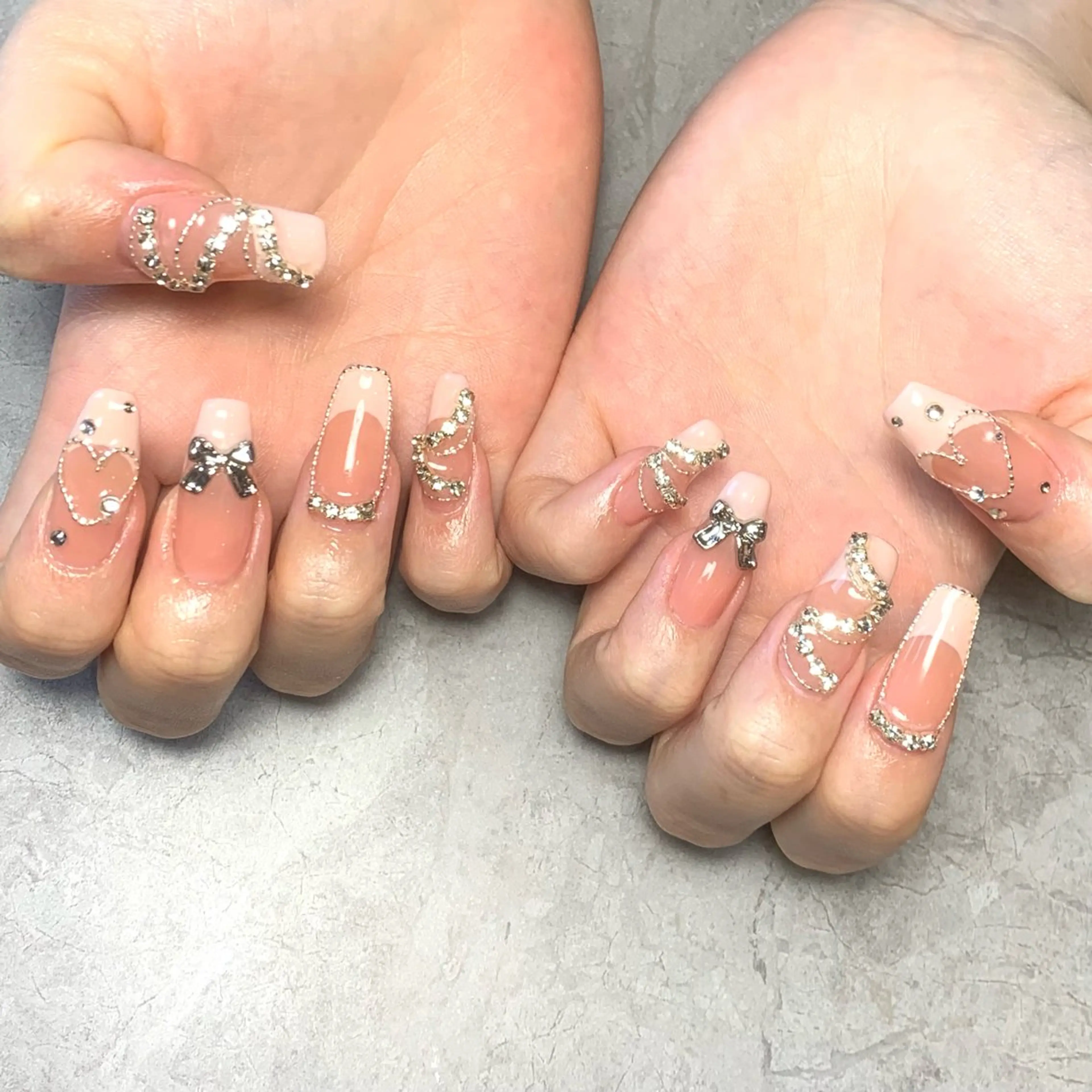 ネイル フレンチネイル キラキラネイル 韓国ネイル ピンク ワンホンネイル ハンドネイル Nail Salon Lillion【リリオン】所属・lillion karenのネイルデザイン