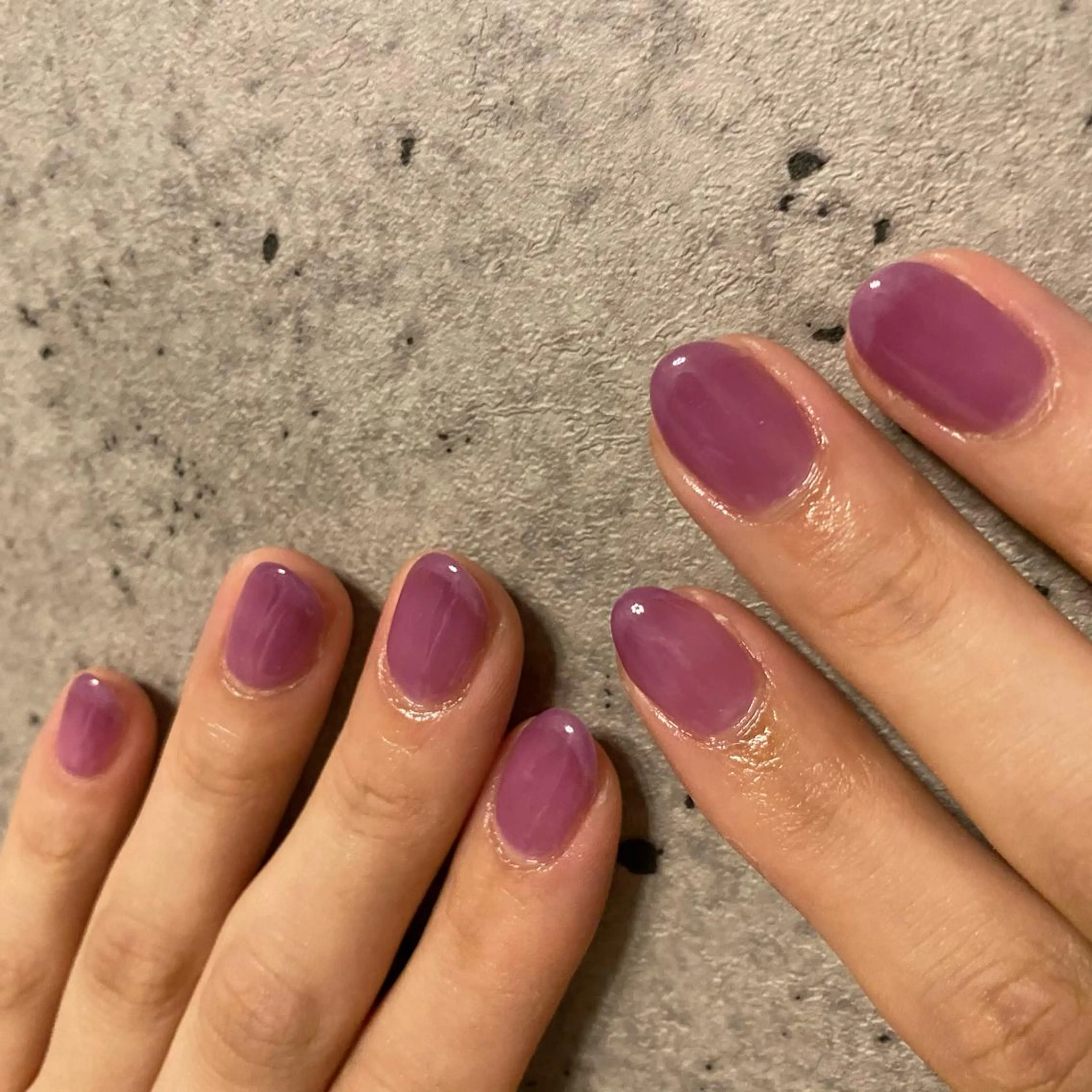 ネイル パープル ハンドネイル Meviy所属・Meviy （メヴィー）のマツエク・マツパデザイン