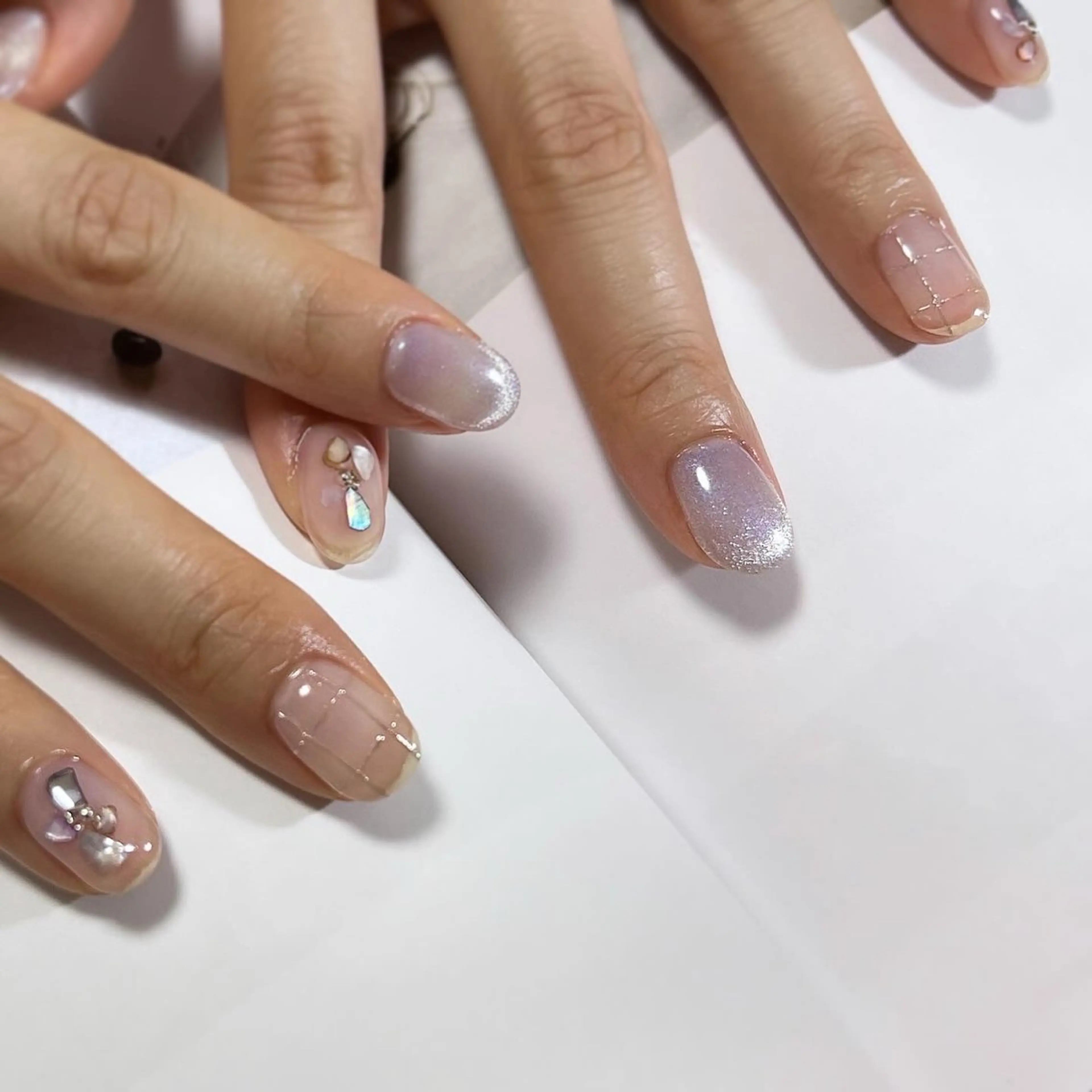 ネイル クリアネイル フラワーネイル ジェルネイル マグネットネイル 冬ネイル ハンドネイル pointillé .ayaのネイルデザイン