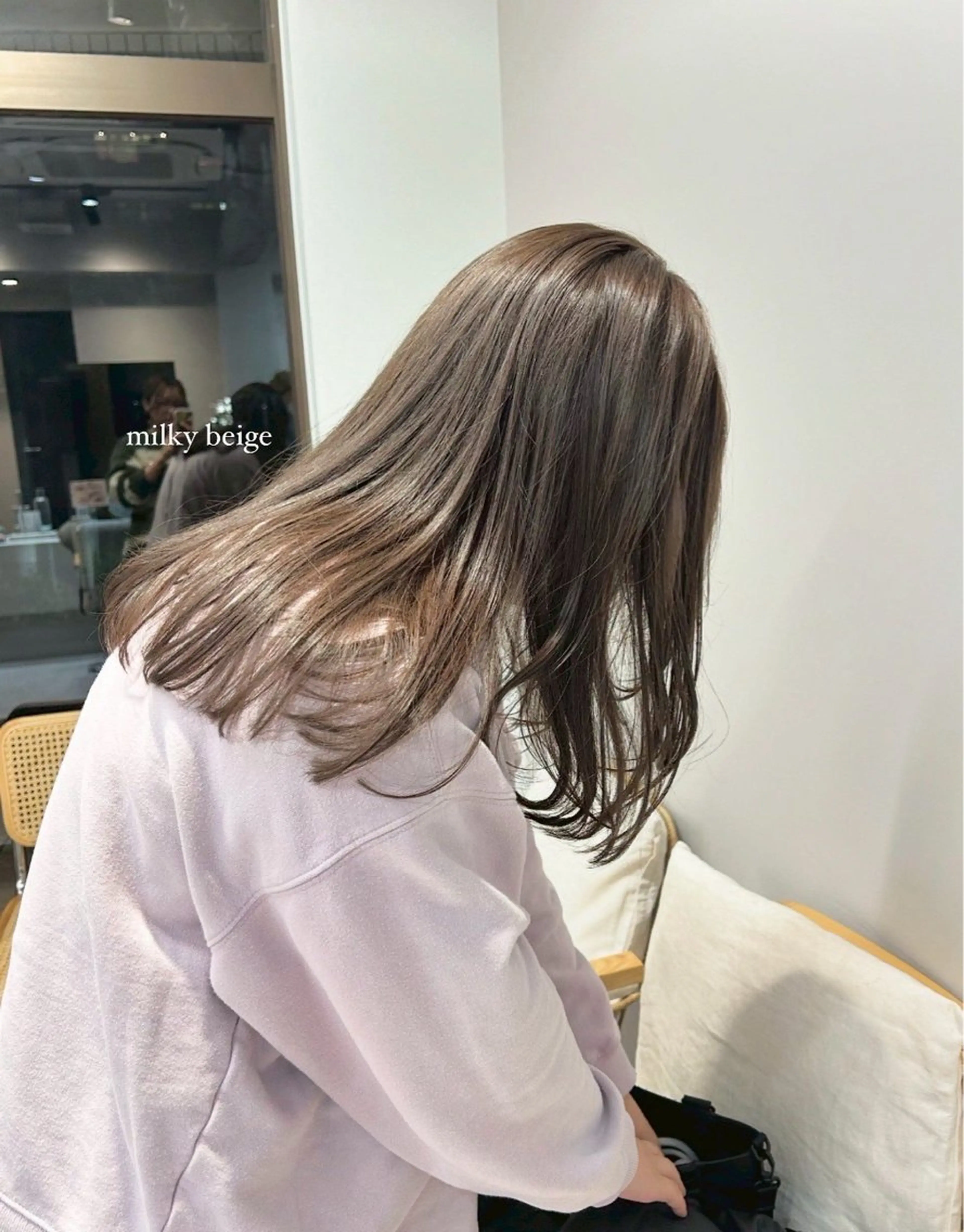 【平日限定❗️】ミディアムヘアカラー💫ワンカラー➕超音波アイロントリートメントの写真