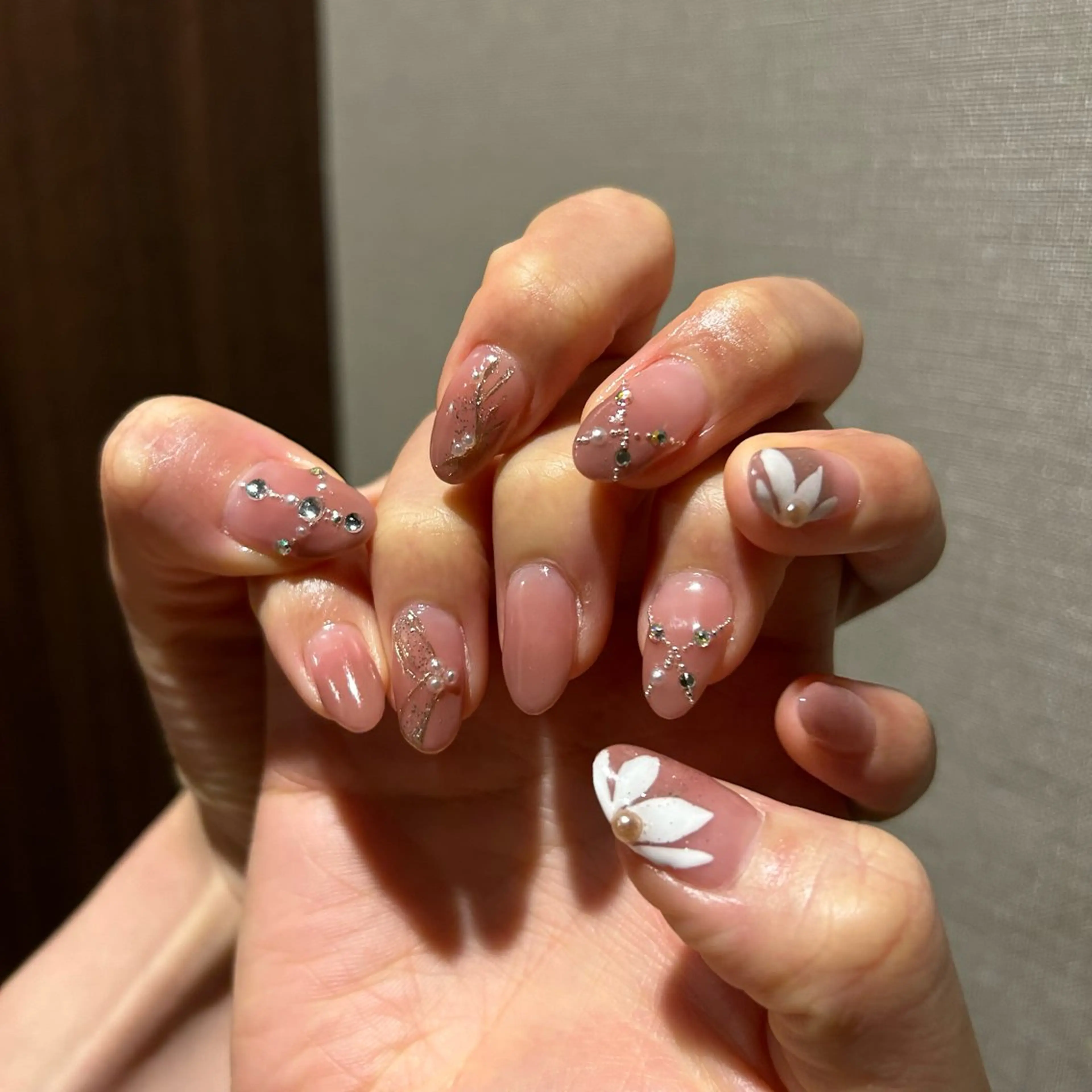 ネイル 持ち込み ハンドネイル ere beauty yukiのネイルデザイン