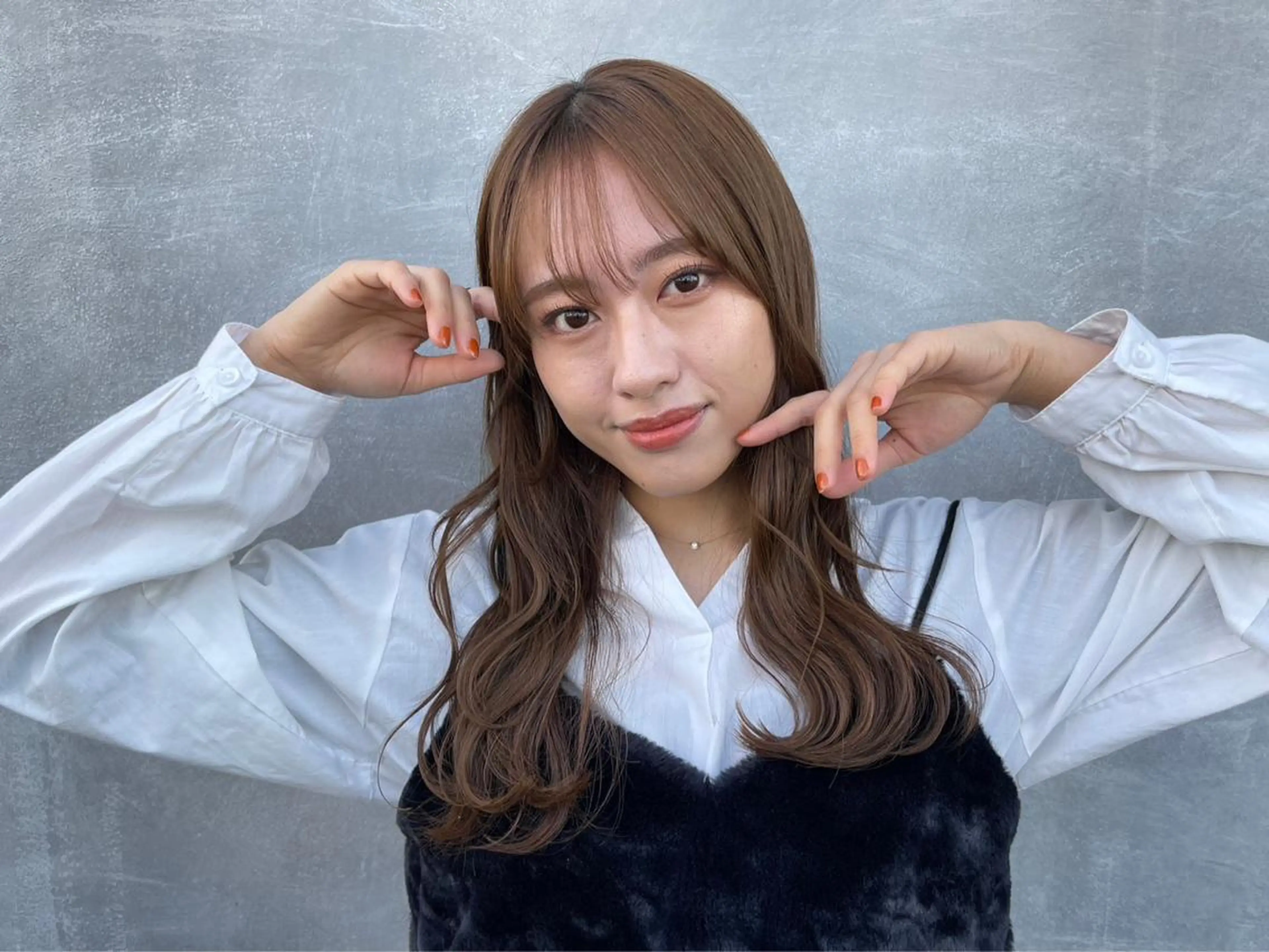 ロング ヘアアレンジ カット ヘアカラー 青田 明日海のヘアスタイル