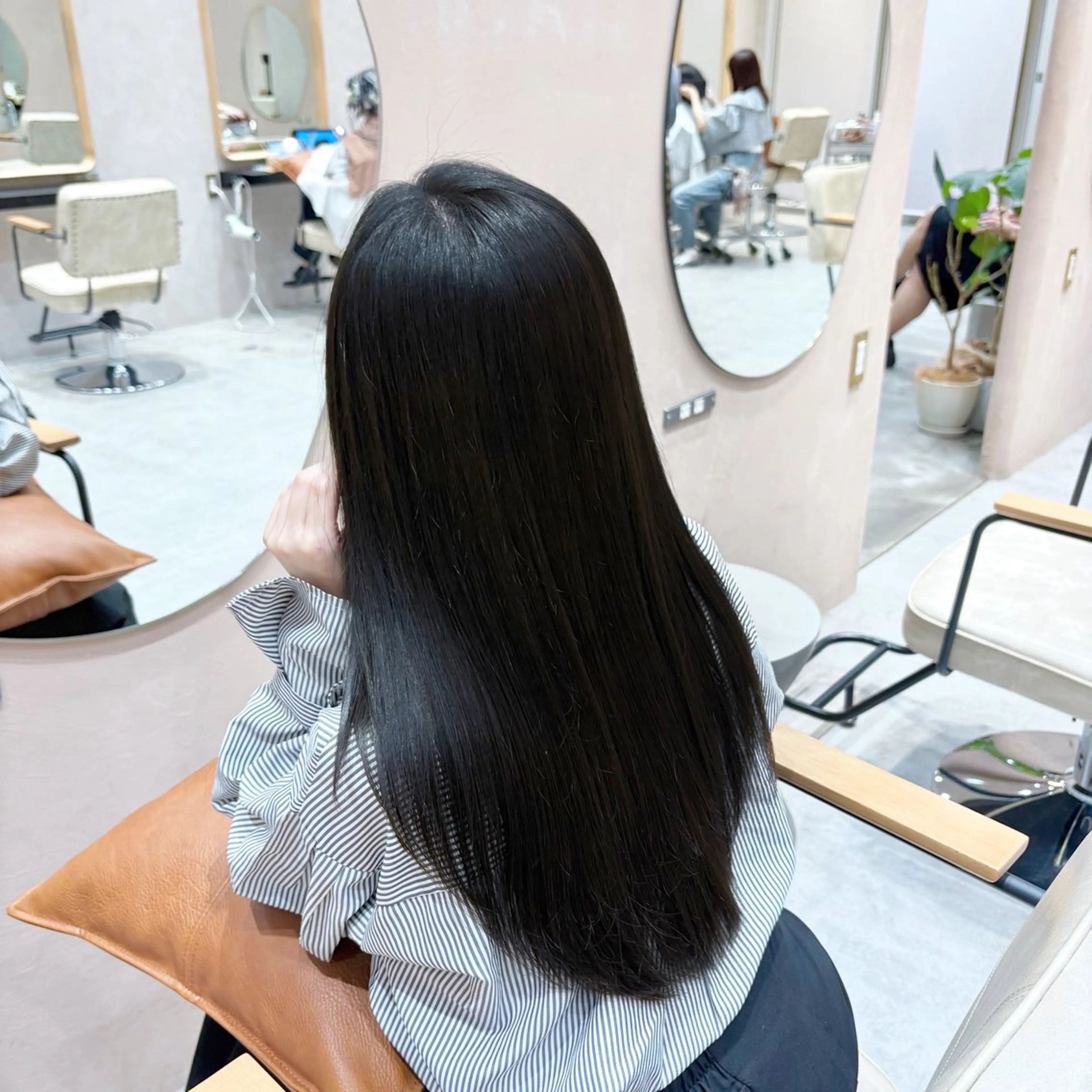ロング カラー ヘアアレンジ 🐰あみ 【透明感カラー】🫧のヘアスタイル
