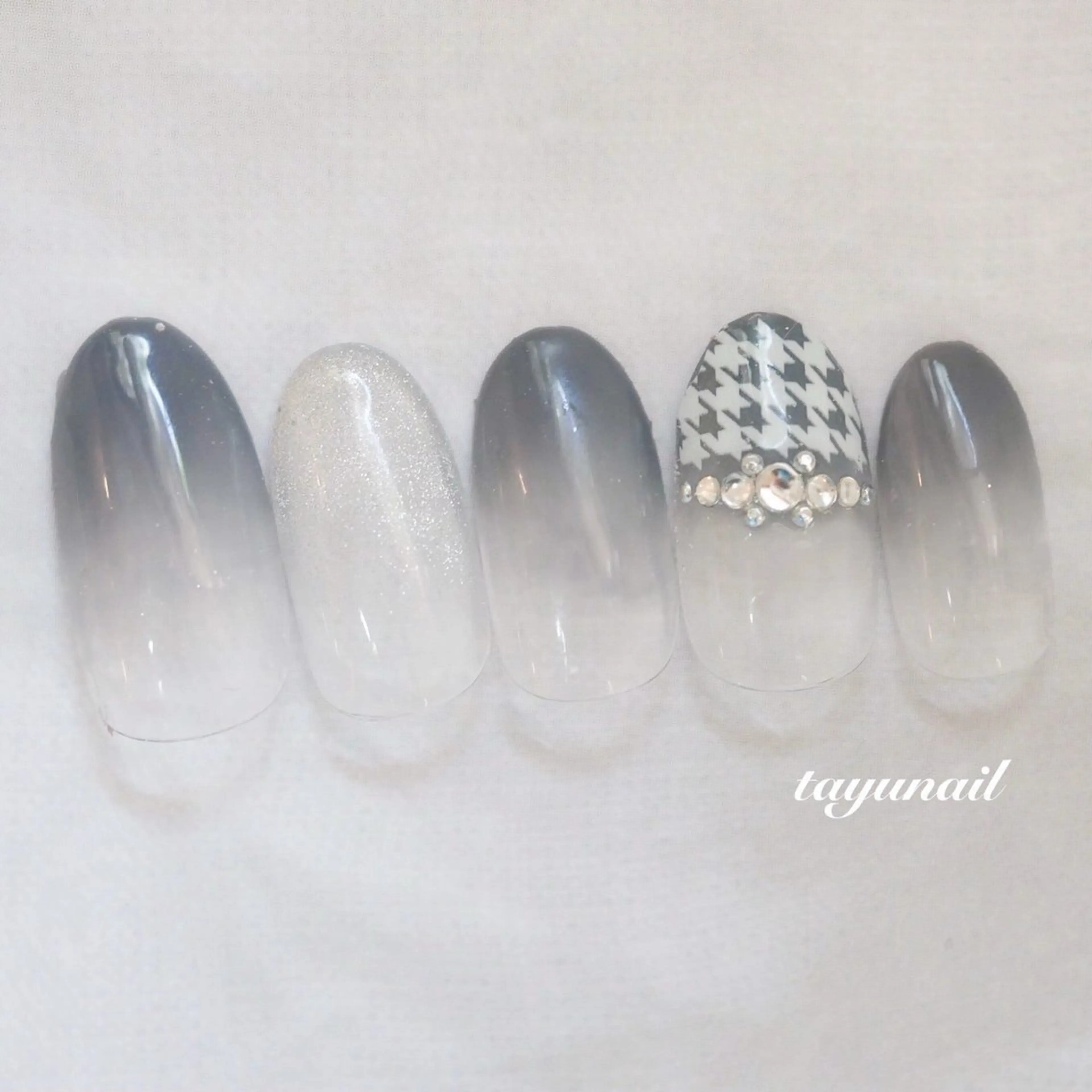 ネイル アートネイル ジェルネイル パラジェル ハンドネイル ネイルサロン・ネイルスクール　たゆnail所属・ネイルサロン 【たゆnail】のネイルデザイン