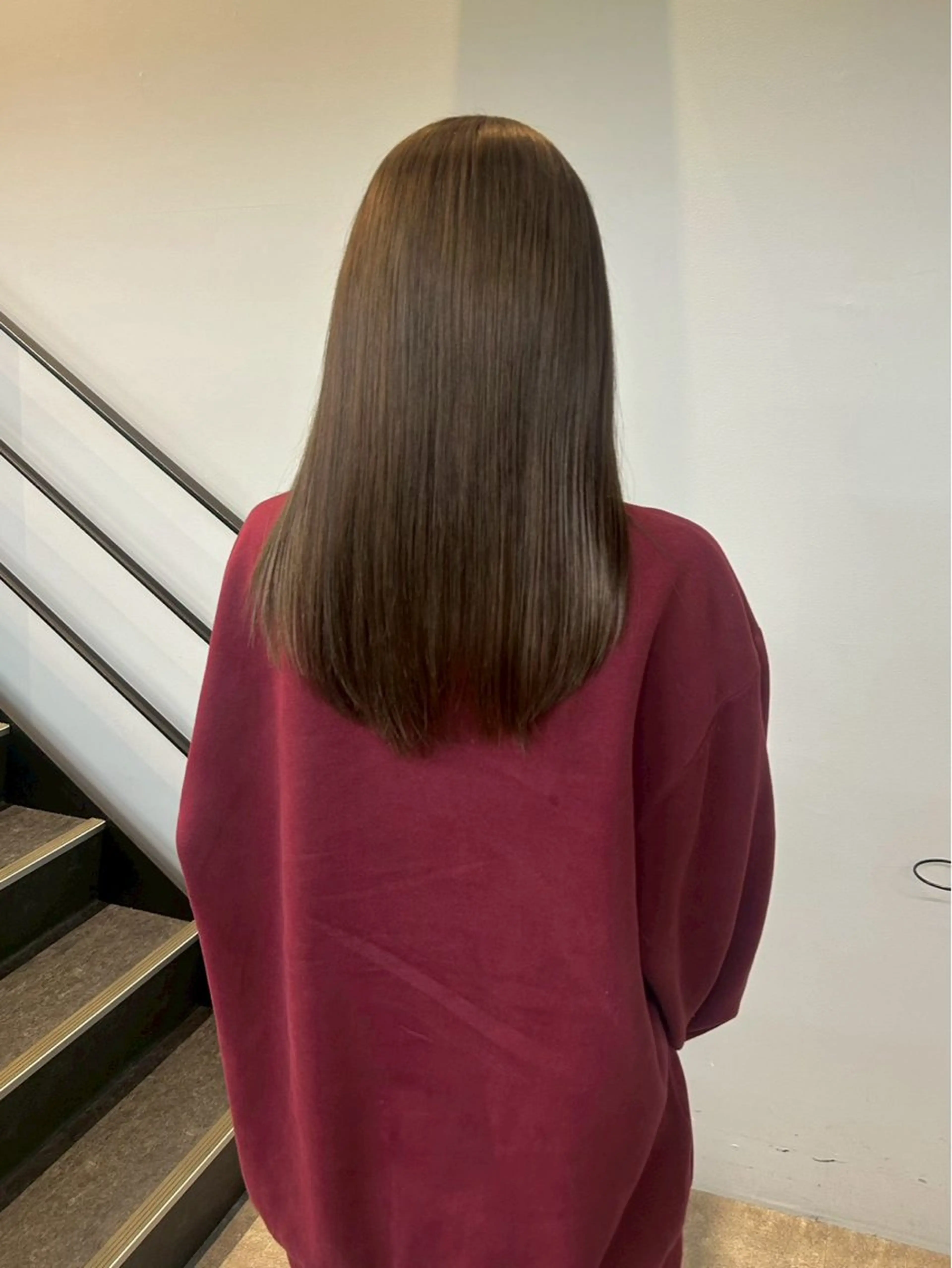 セミロング ヘアカラー トリートメント 美髪縮毛矯正/ 髪質改善/岩田一駿のヘアスタイル