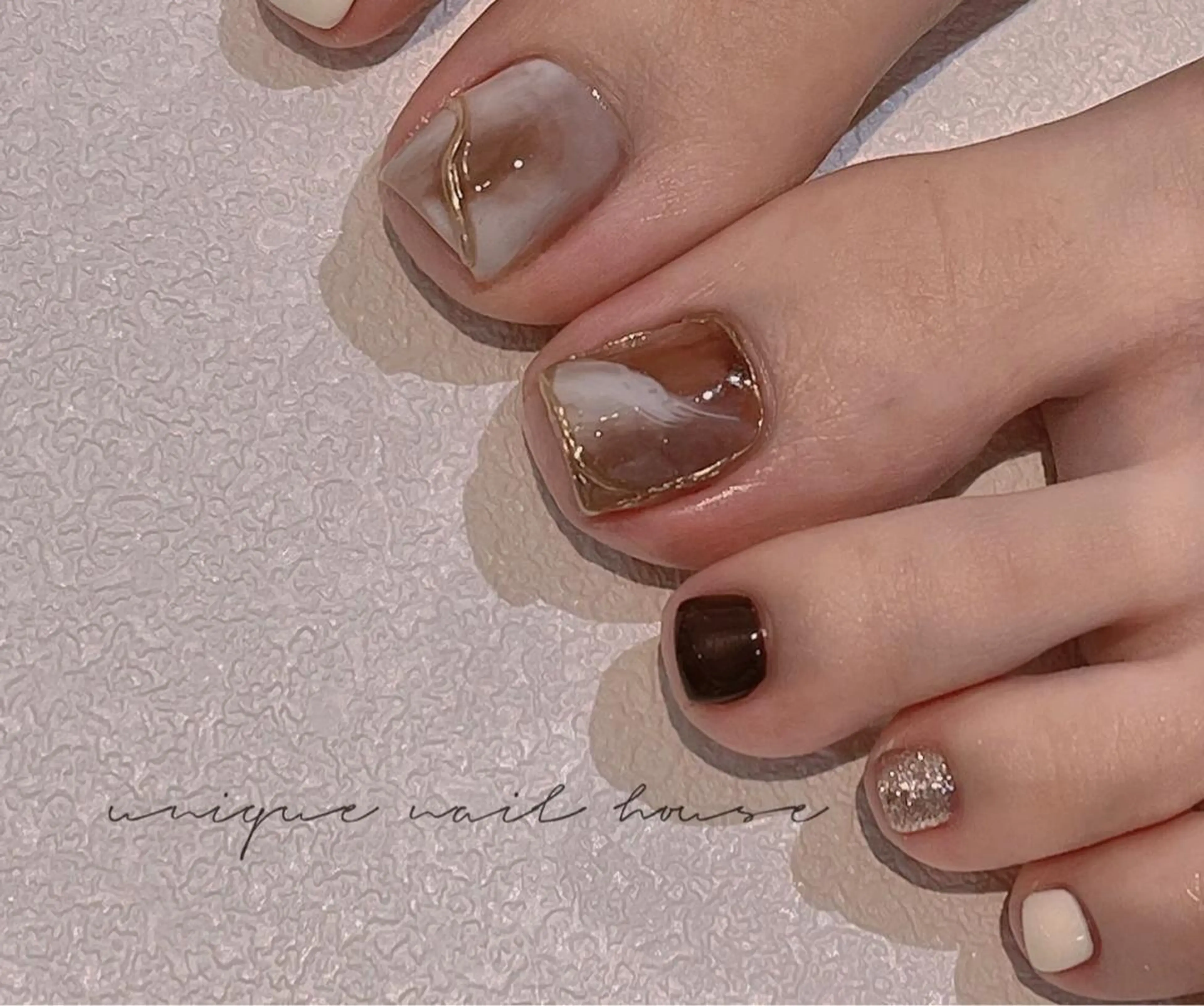 ショート R NAILSALONのネイルデザイン