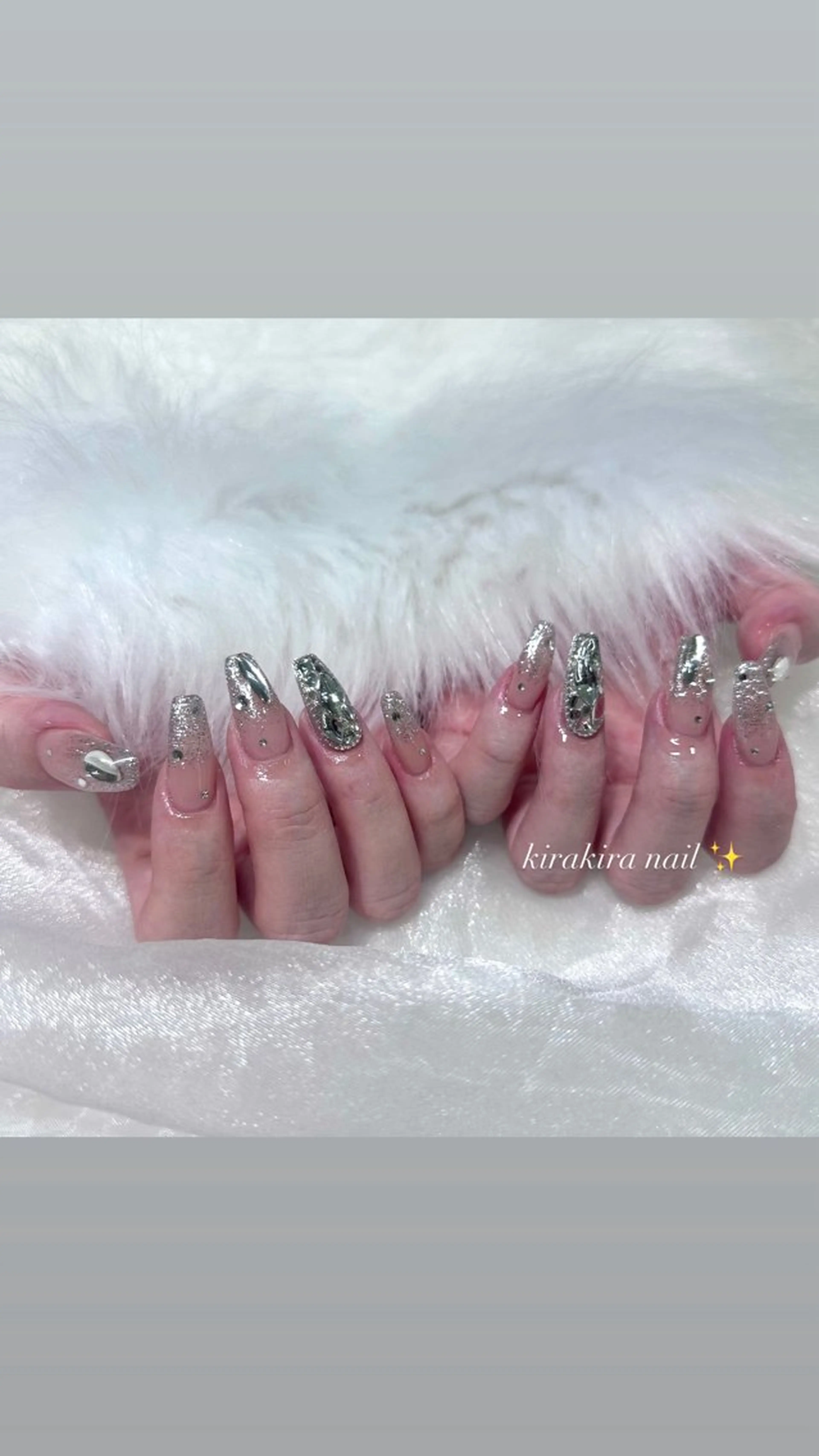 ネイル グラデーション キラキラネイル 韓国ネイル ワンホンネイル ume hairsalon所属・nono/ 熊取ﾈｲﾙｻﾛﾝのネイルデザイン