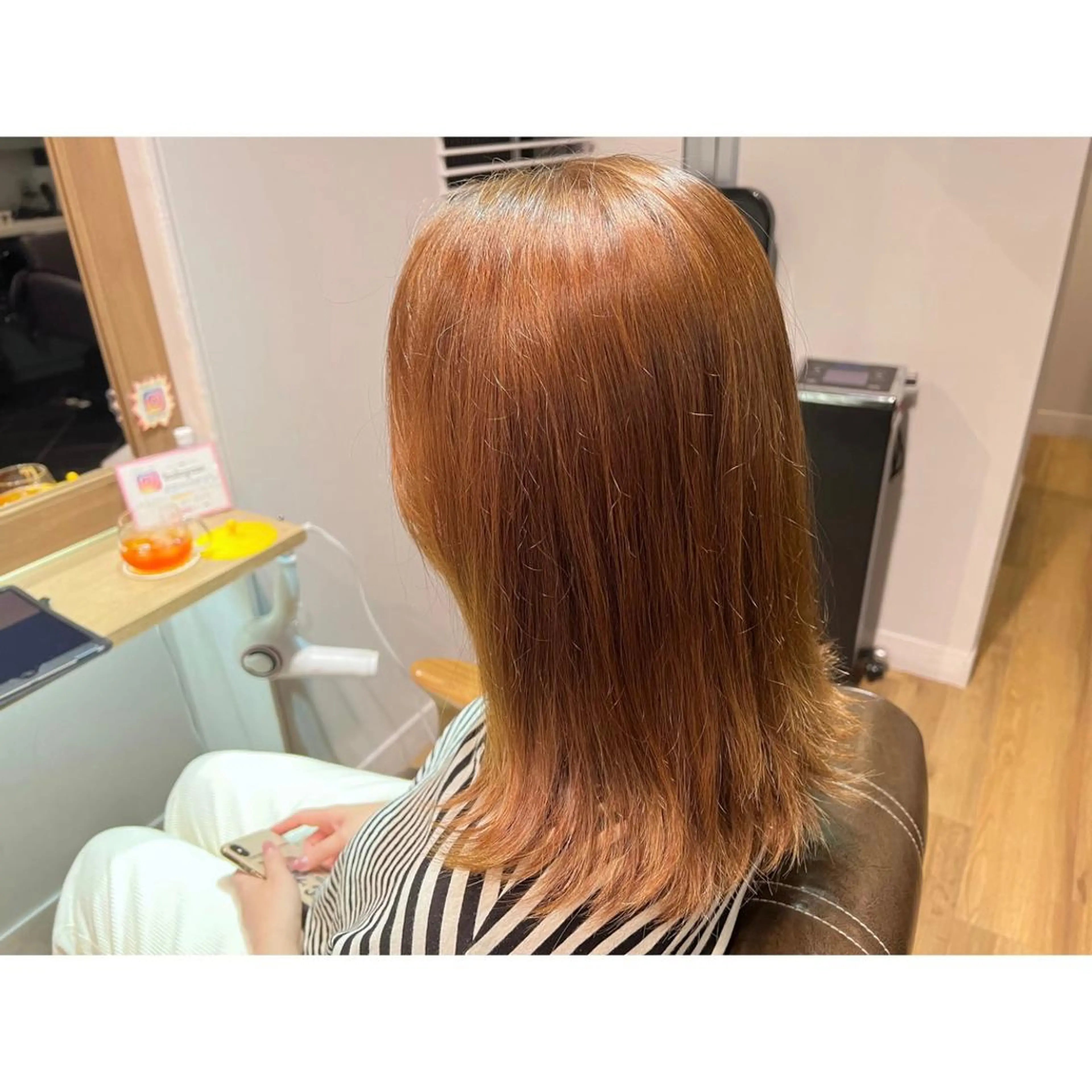 セミロング カラー アッシュ ベージュカラー ヘアカラー トリートメント ツキダテ ユイのヘアスタイル