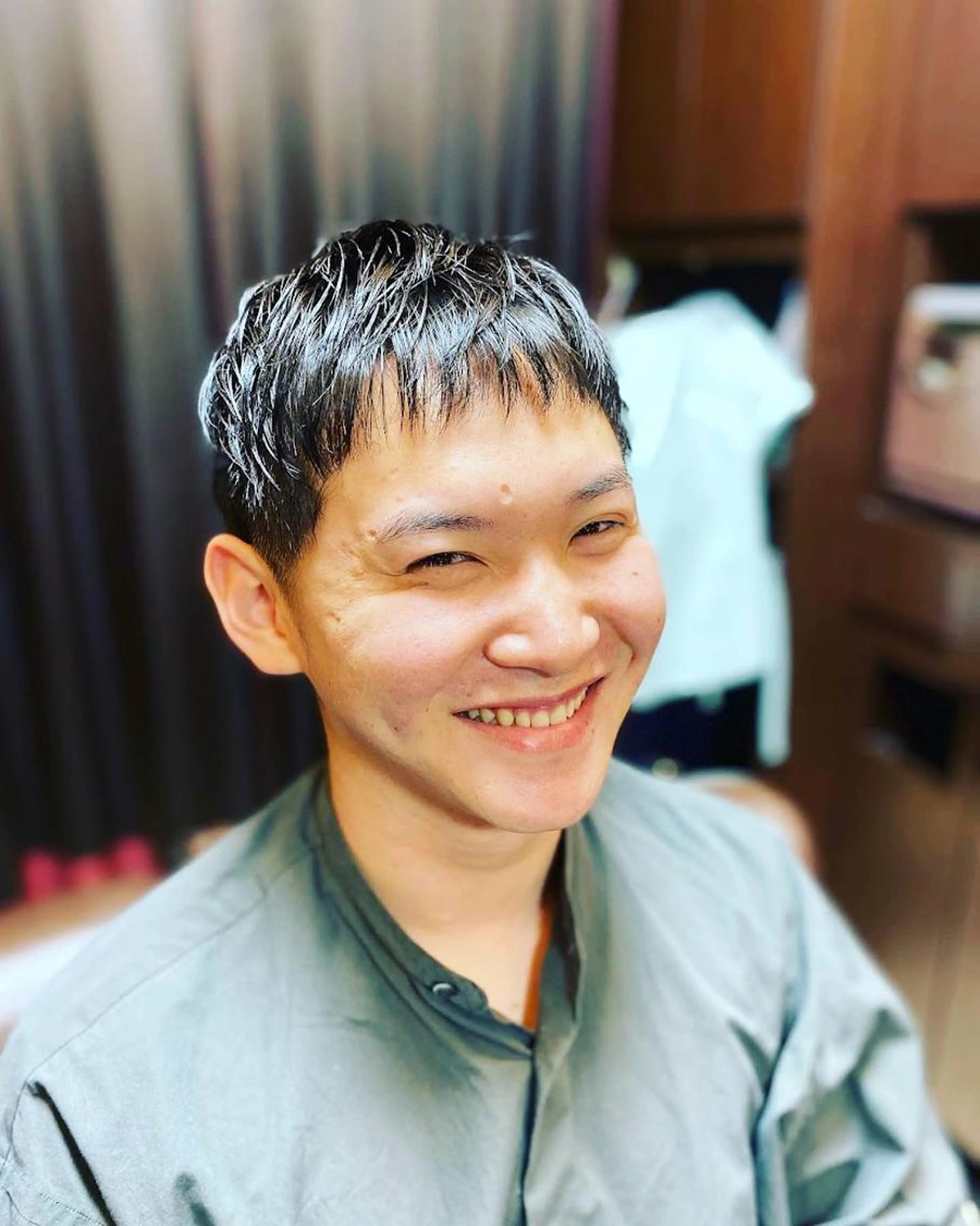 ✨撮影モデル特典眉毛デザインプレゼント✨💈カット、シャンプー、シェービング、眉毛デザイン、ブロー💈の写真