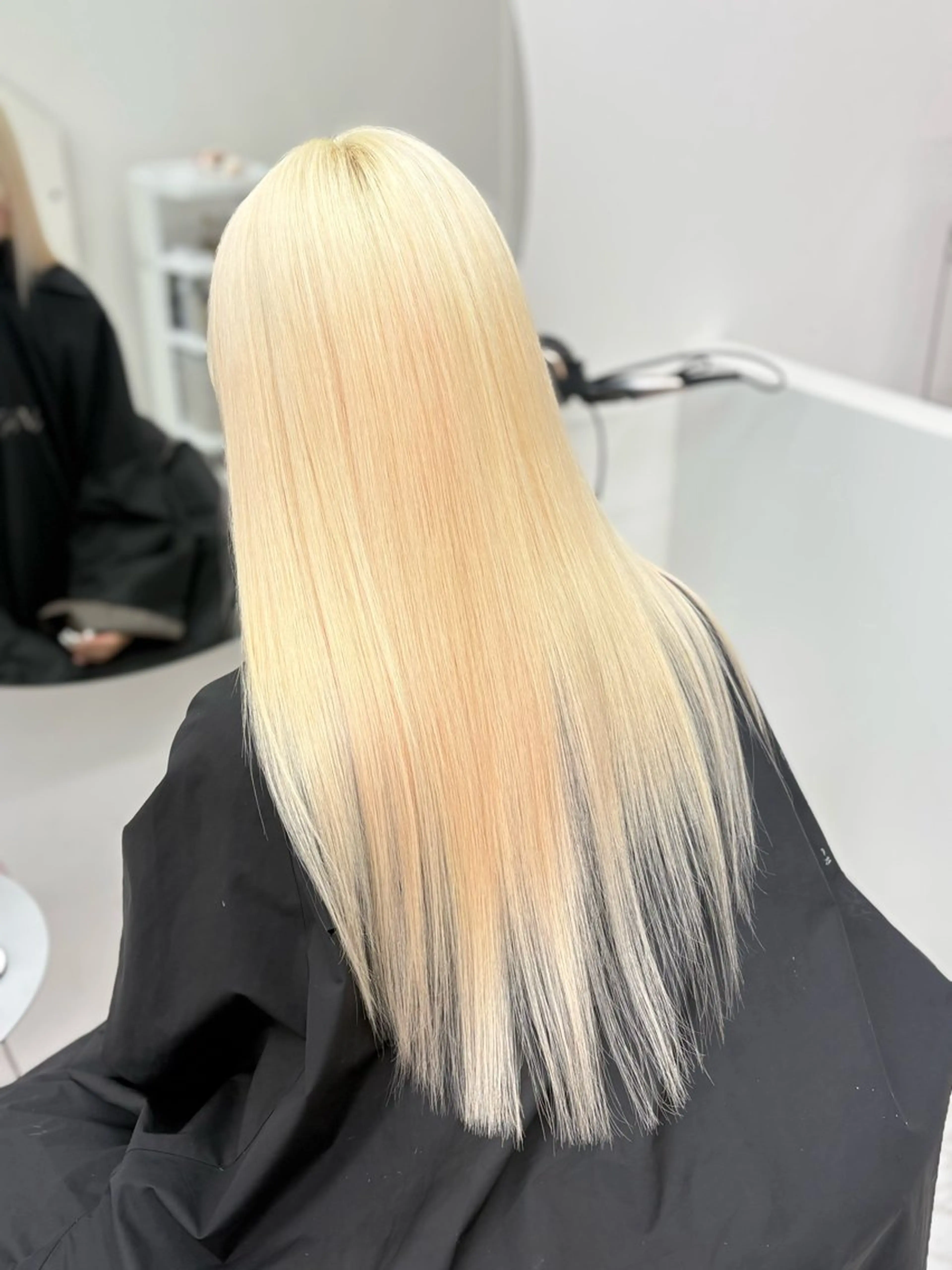 ロング Haruna/河原町 ハイトーン🤍のヘアスタイル