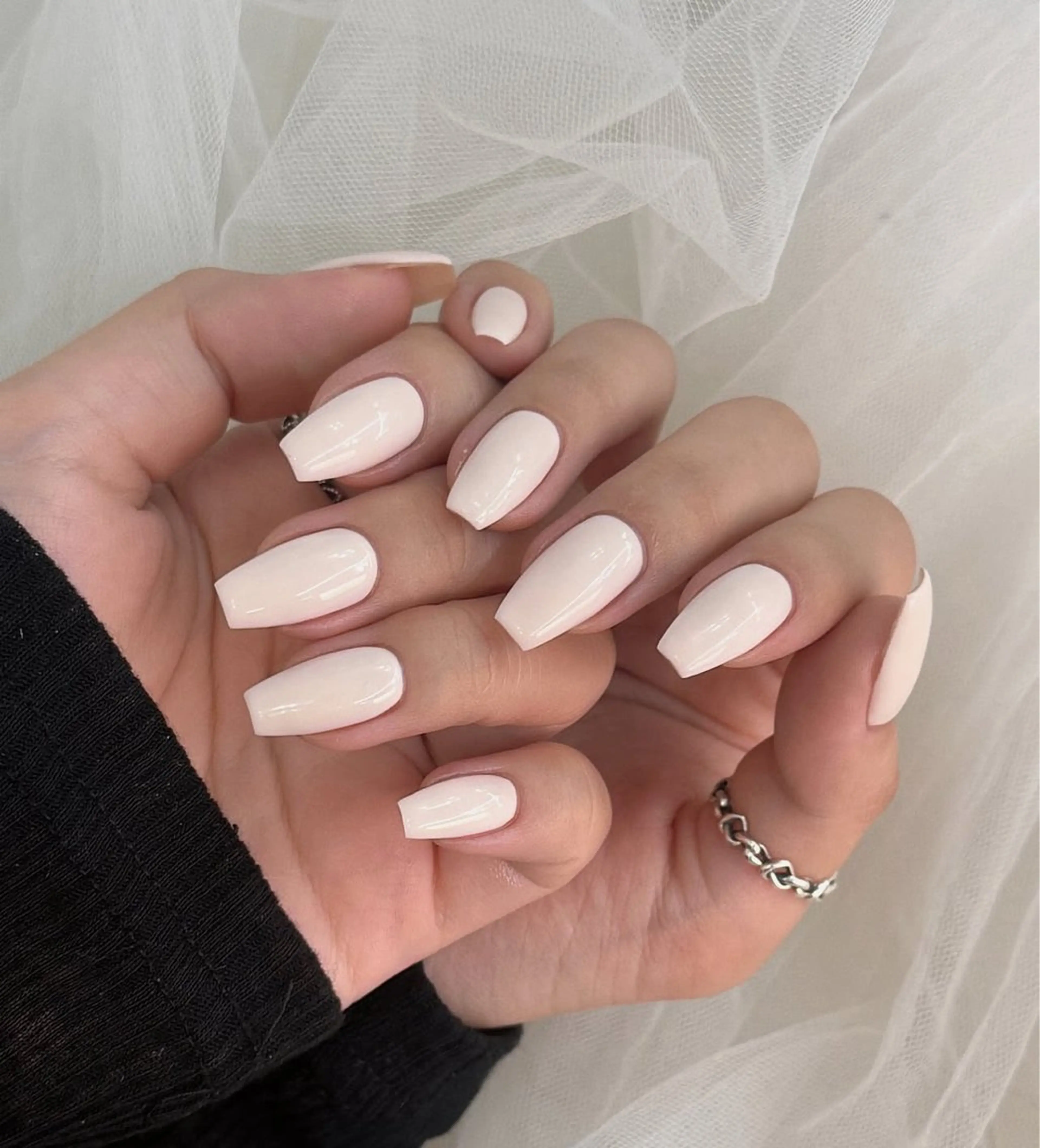 ネイル ハンドネイル Le Clavier  Nail Salon所属・佐藤 ゆきのネイルデザイン