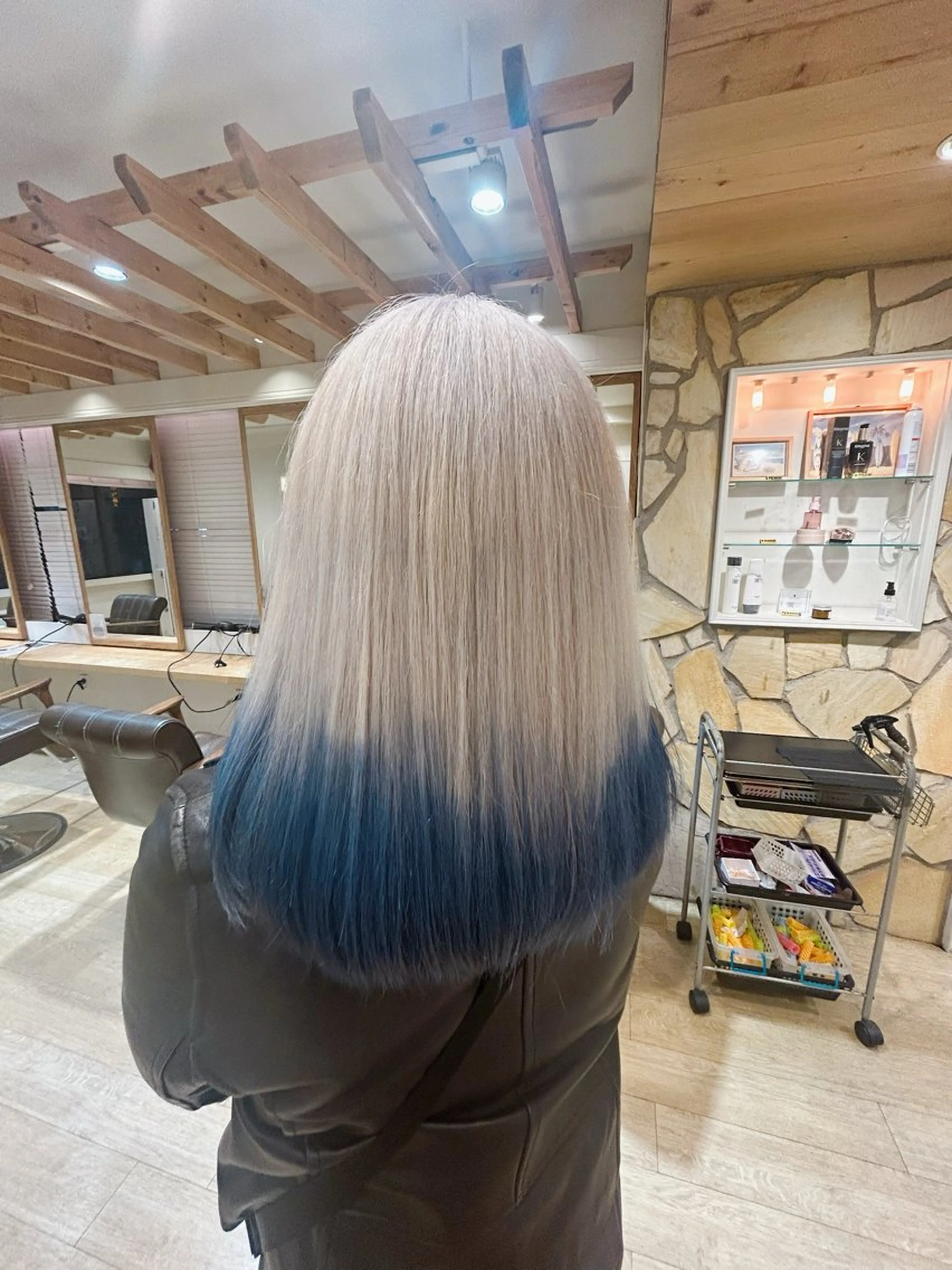 セミロング カラー カット ヘアカラー kawabe maikoのヘアスタイル