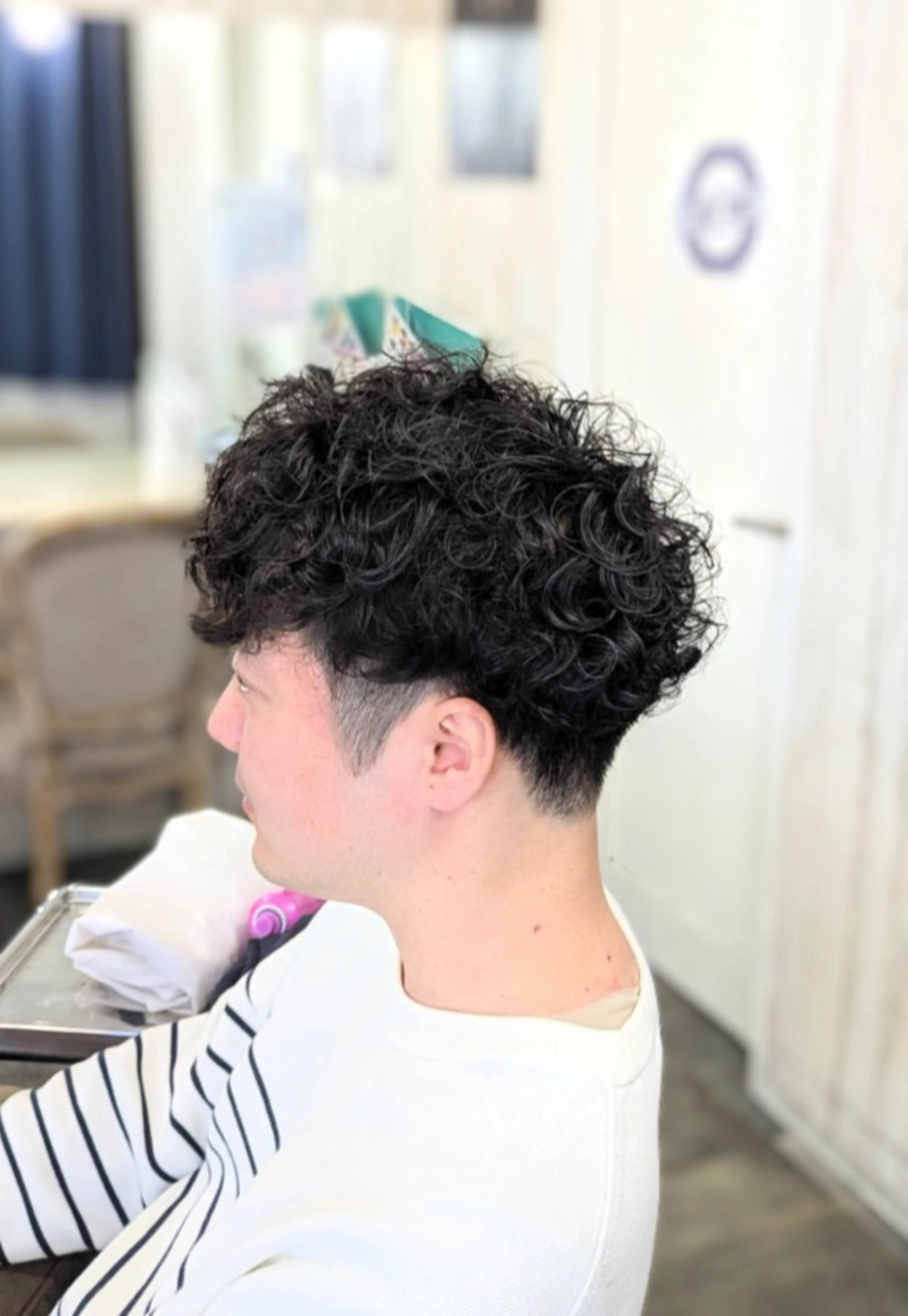 メンズ パーマ アップバング センターパート フェードカット メンズ韓国風 韓国マッシュ カット パーマ トリートメント セミディレイヤー/ メンズパーマえのもとのヘアスタイル
