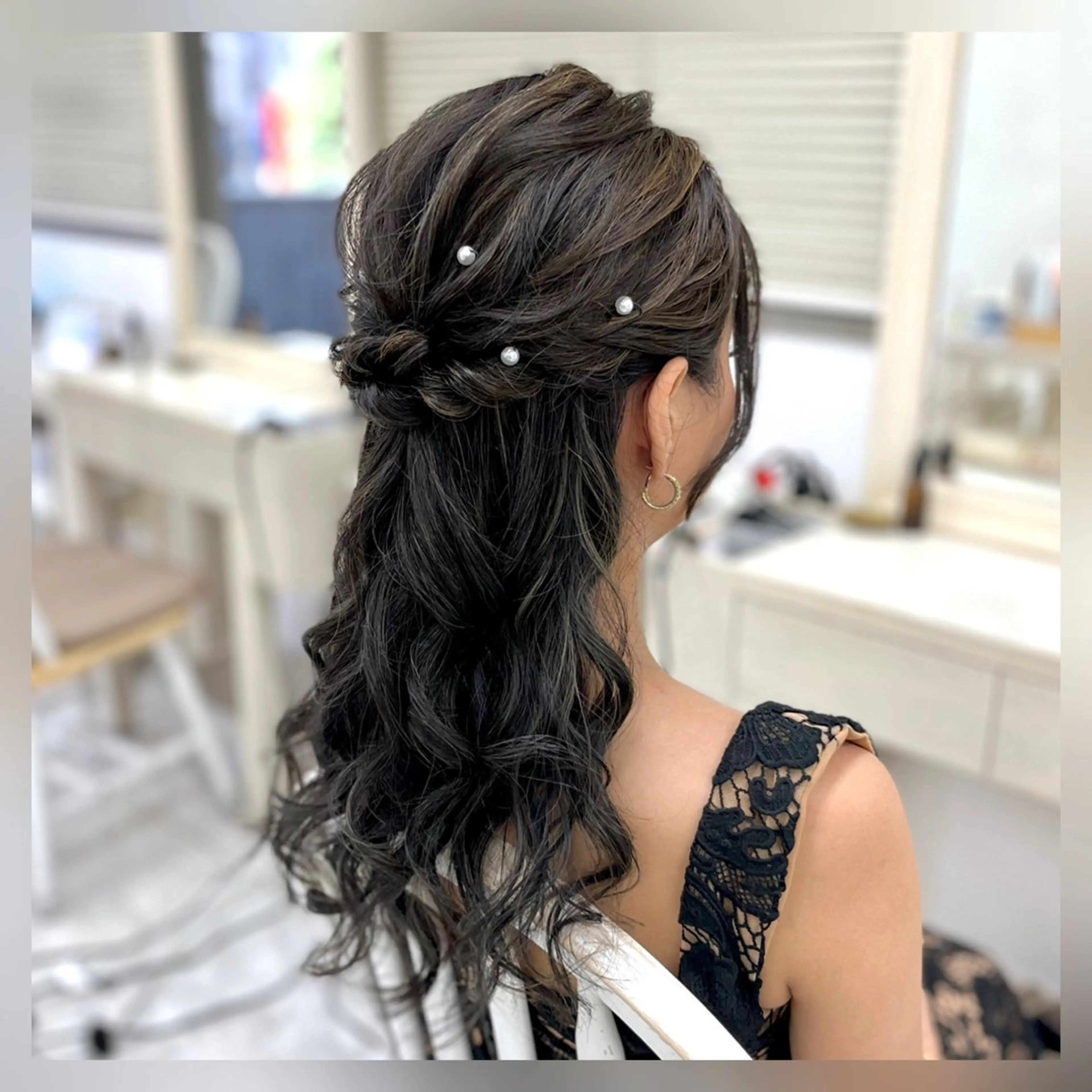 ヘアアレンジ ハーフアップ ヘアセット 似合わせヘアメイク 💐オダギリチアキのヘアスタイル