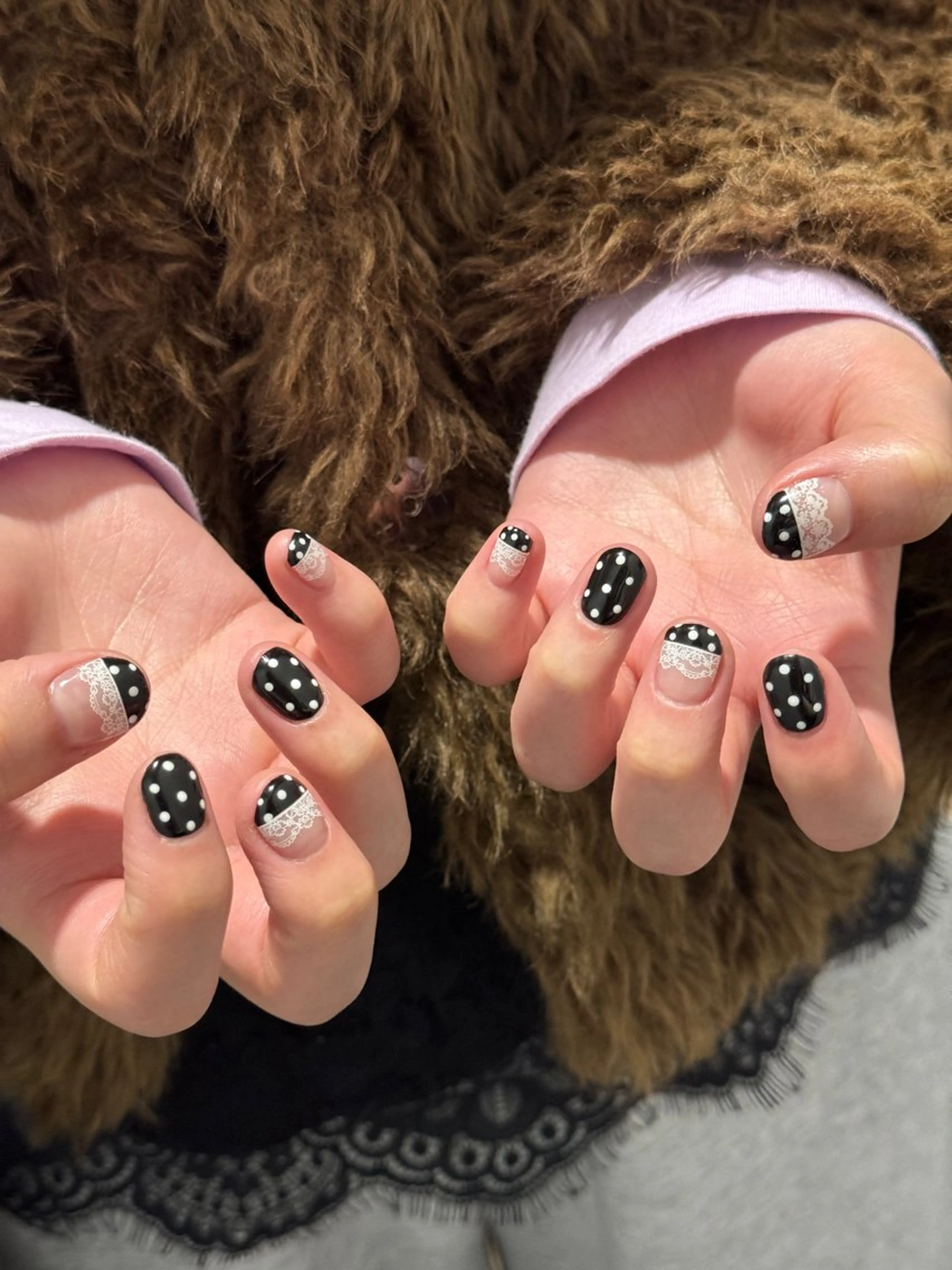 ネイル ドット レース ハンドネイル One HINATAのネイルデザイン