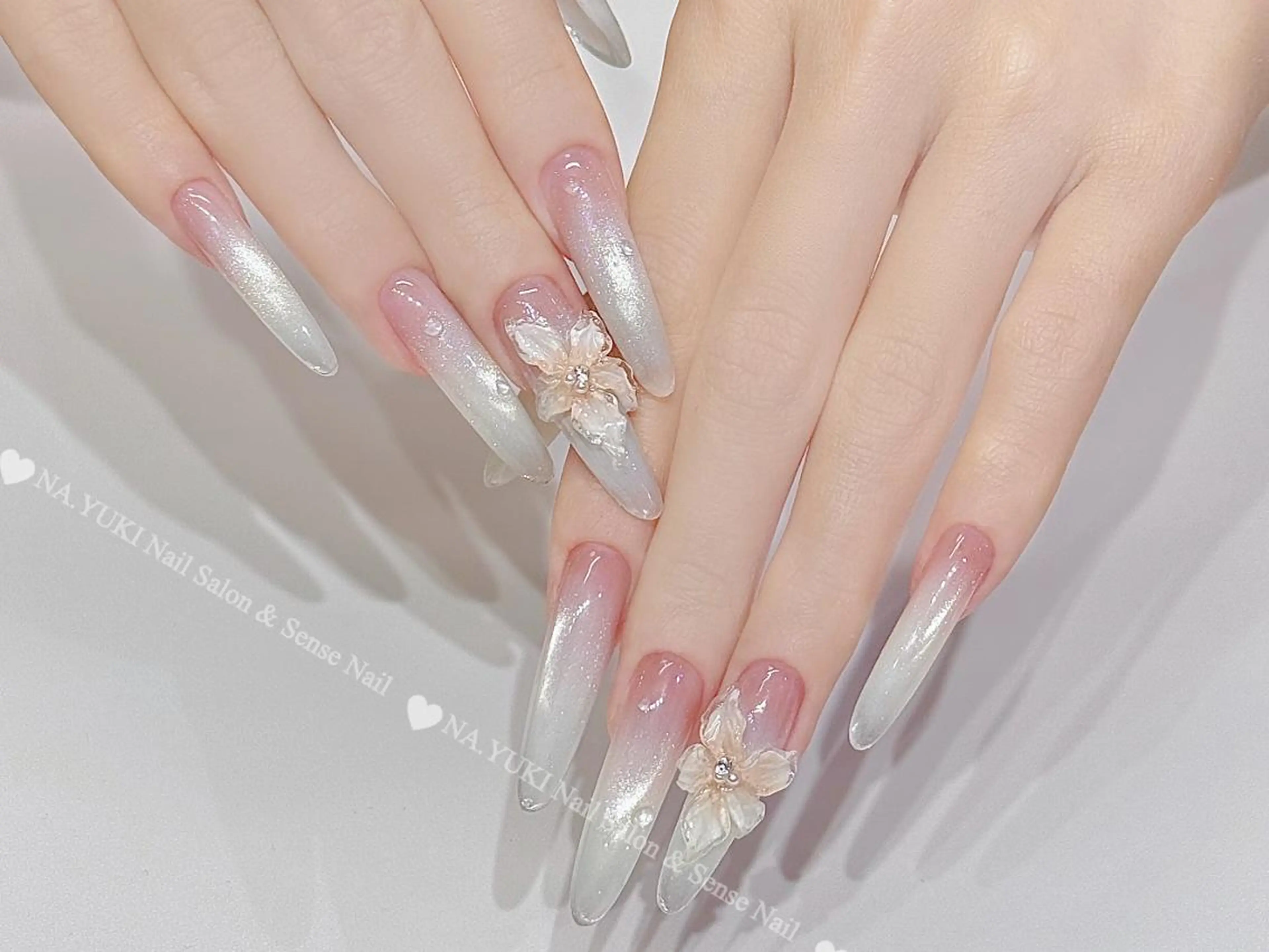 ネイル Mina. 🦢のネイルデザイン