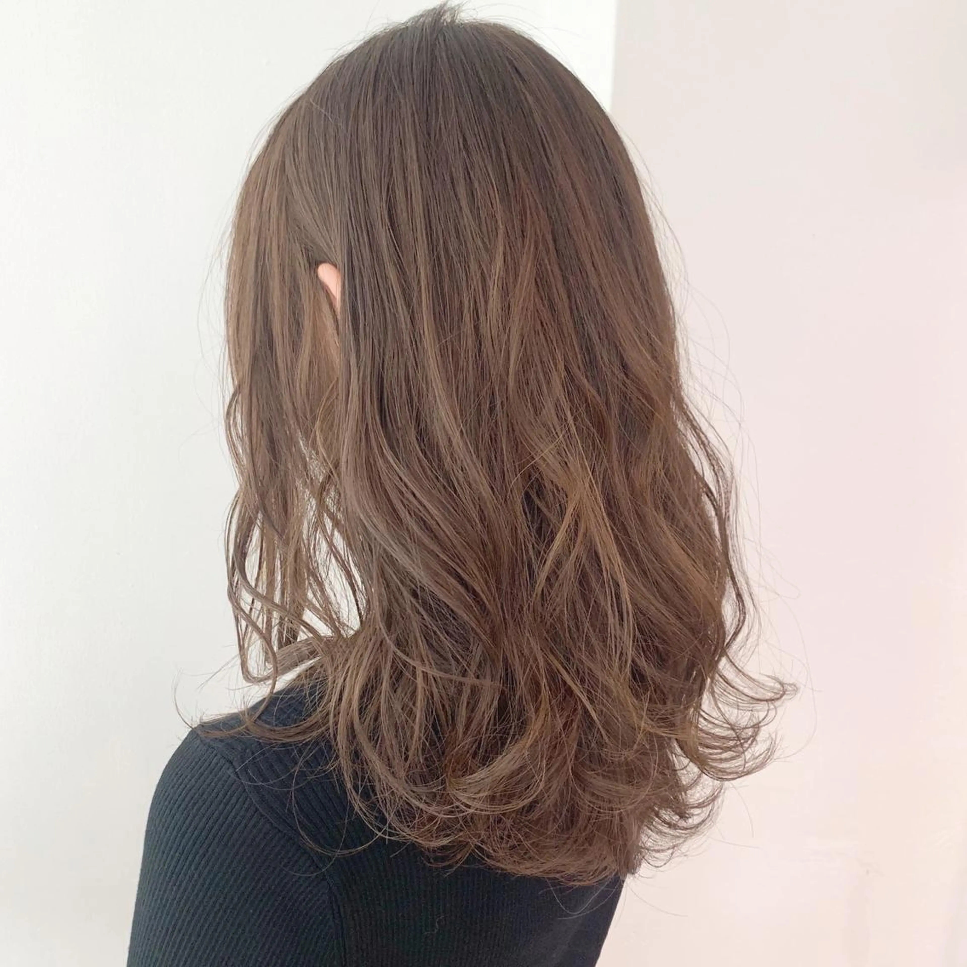 ロング カラー ⛄️冬の透明感 カラー⛄️大西のヘアスタイル