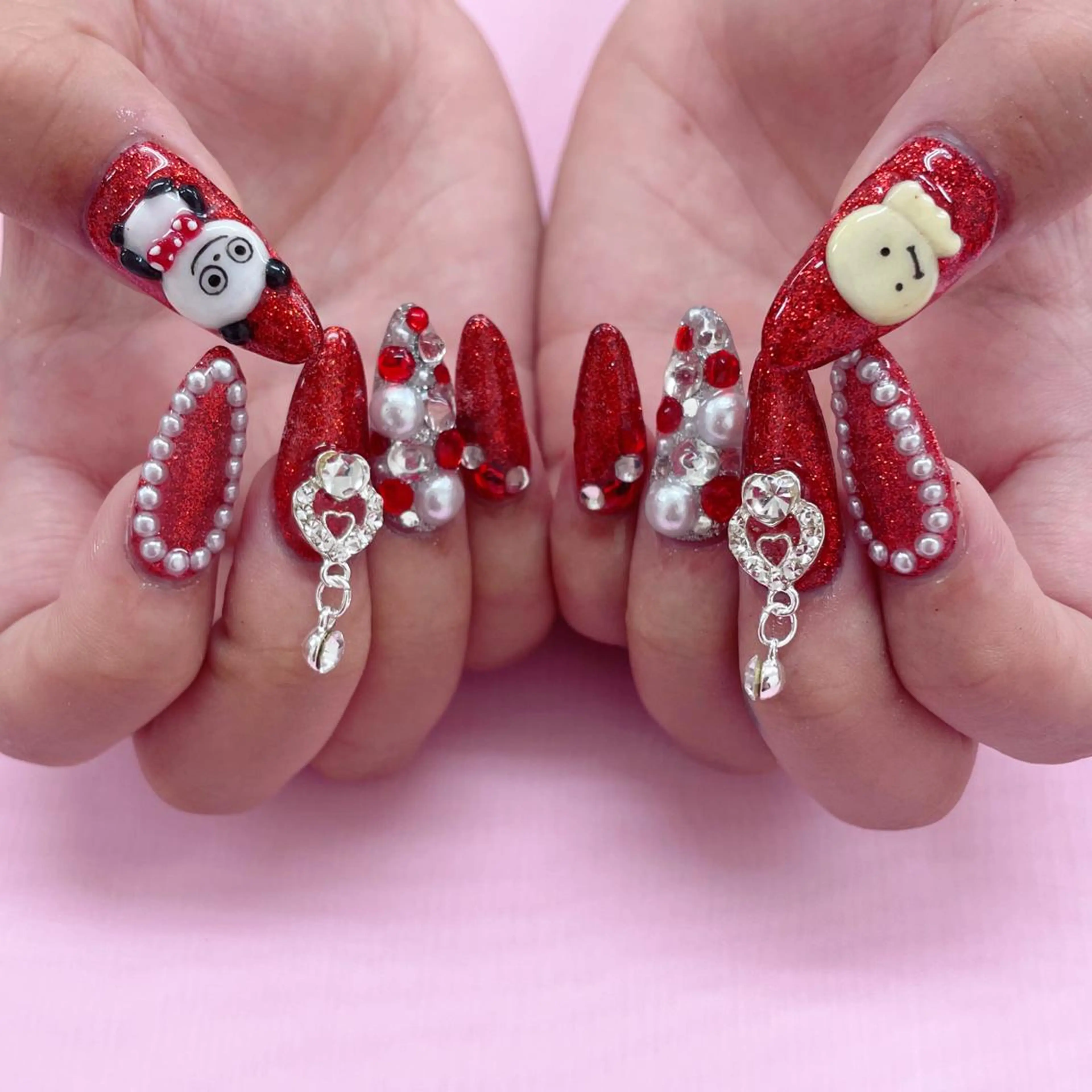 ネイル ハート ハンドネイル 五十嵐 美智のネイルデザイン