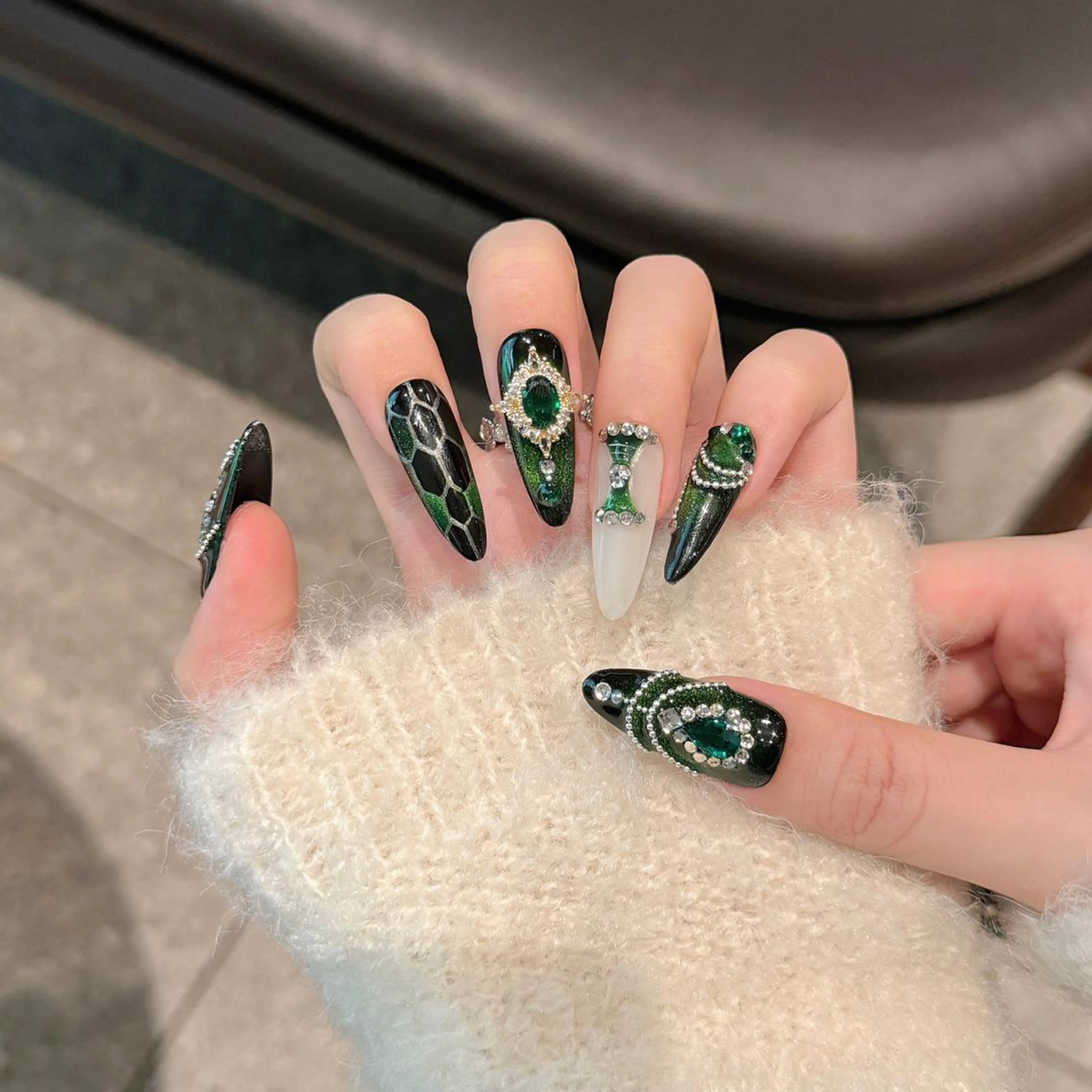 ネイル ジェルネイル スカルプネイル ネイルチップ KIMI 🐰のネイルデザイン