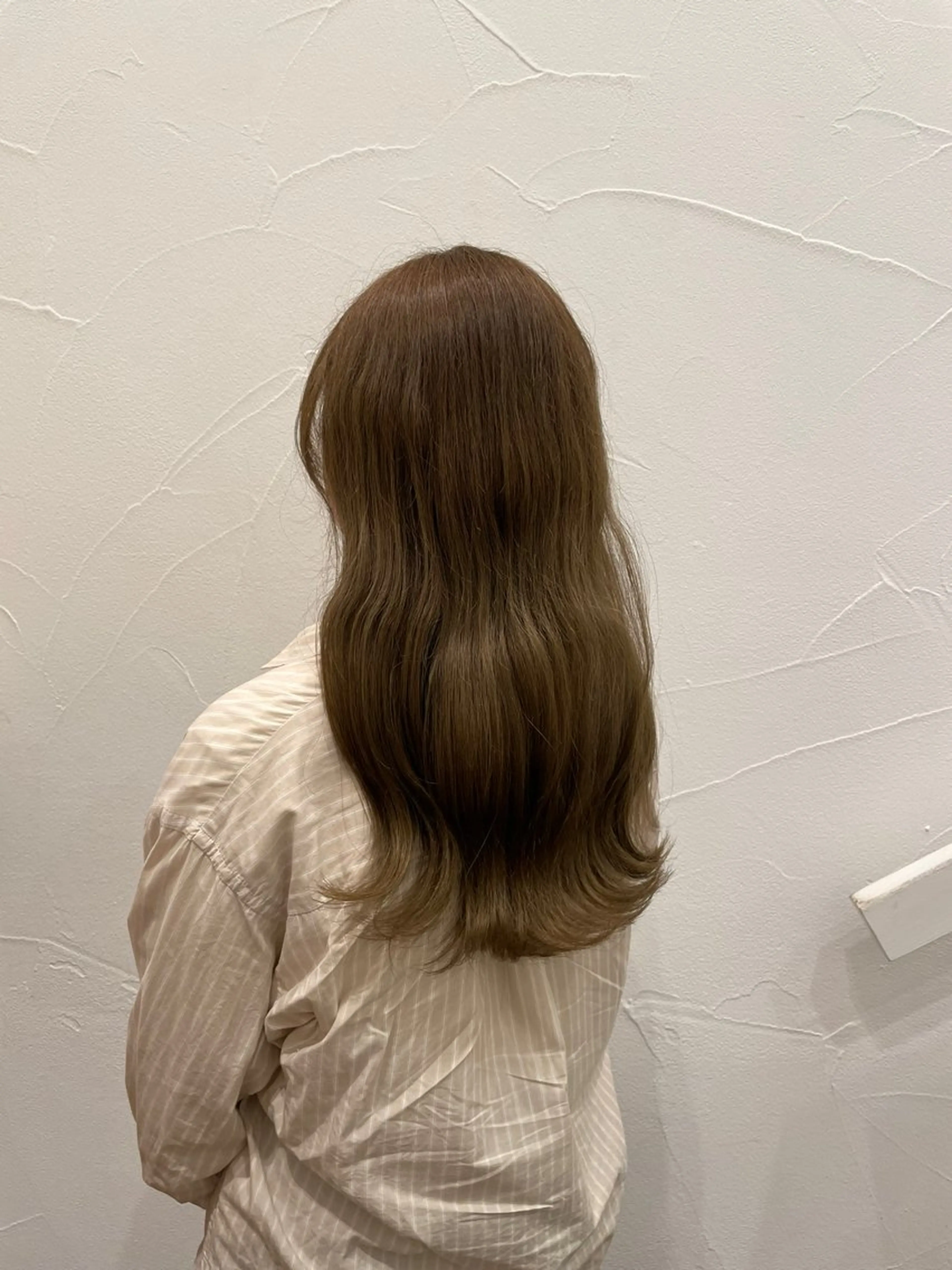 ロング カラー ✩𝐴𝑠ℎ 中目黒 浦野 遥‎✩*｡のヘアスタイル