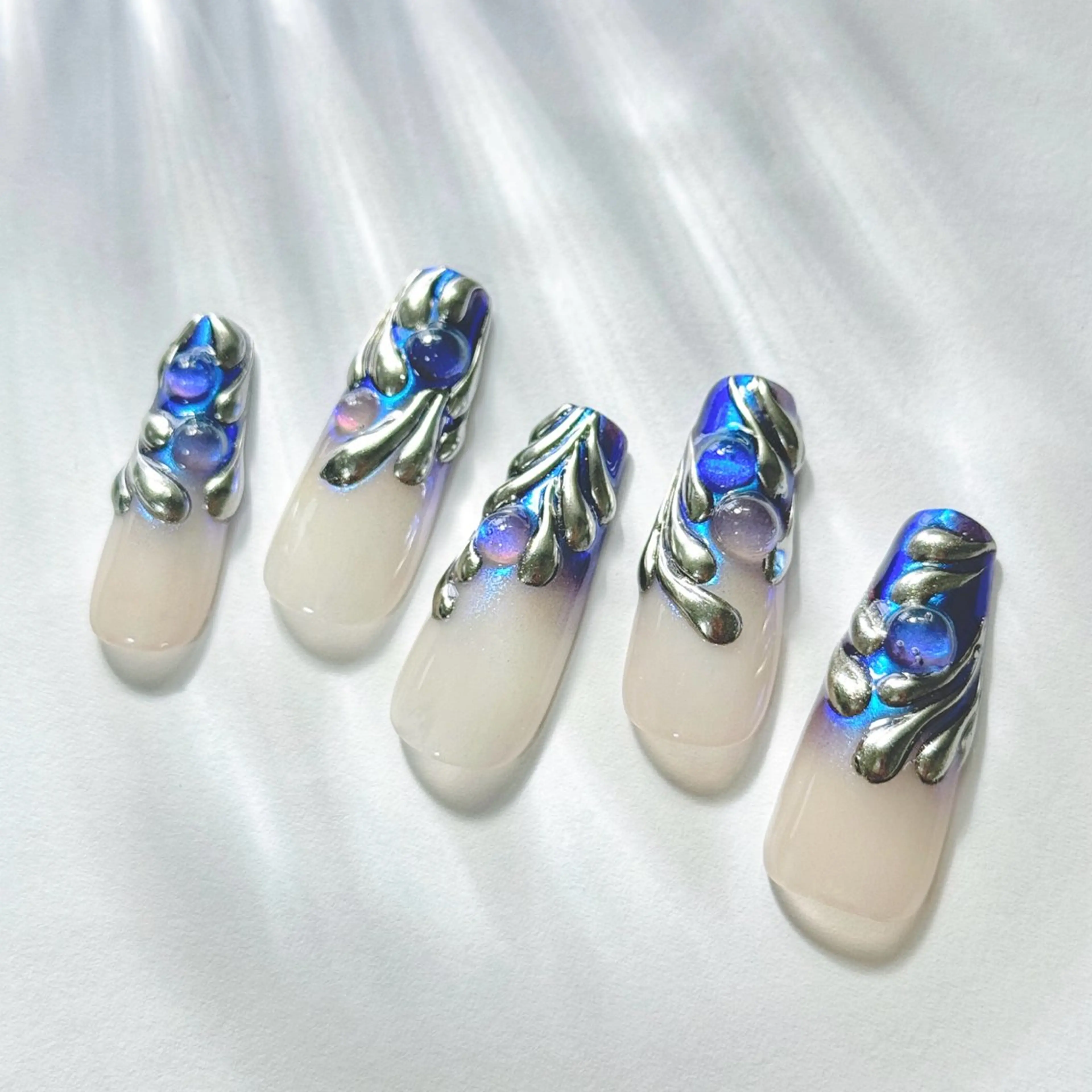 ネイル ハンドネイル Nail salon Lycoris キキのネイルデザイン