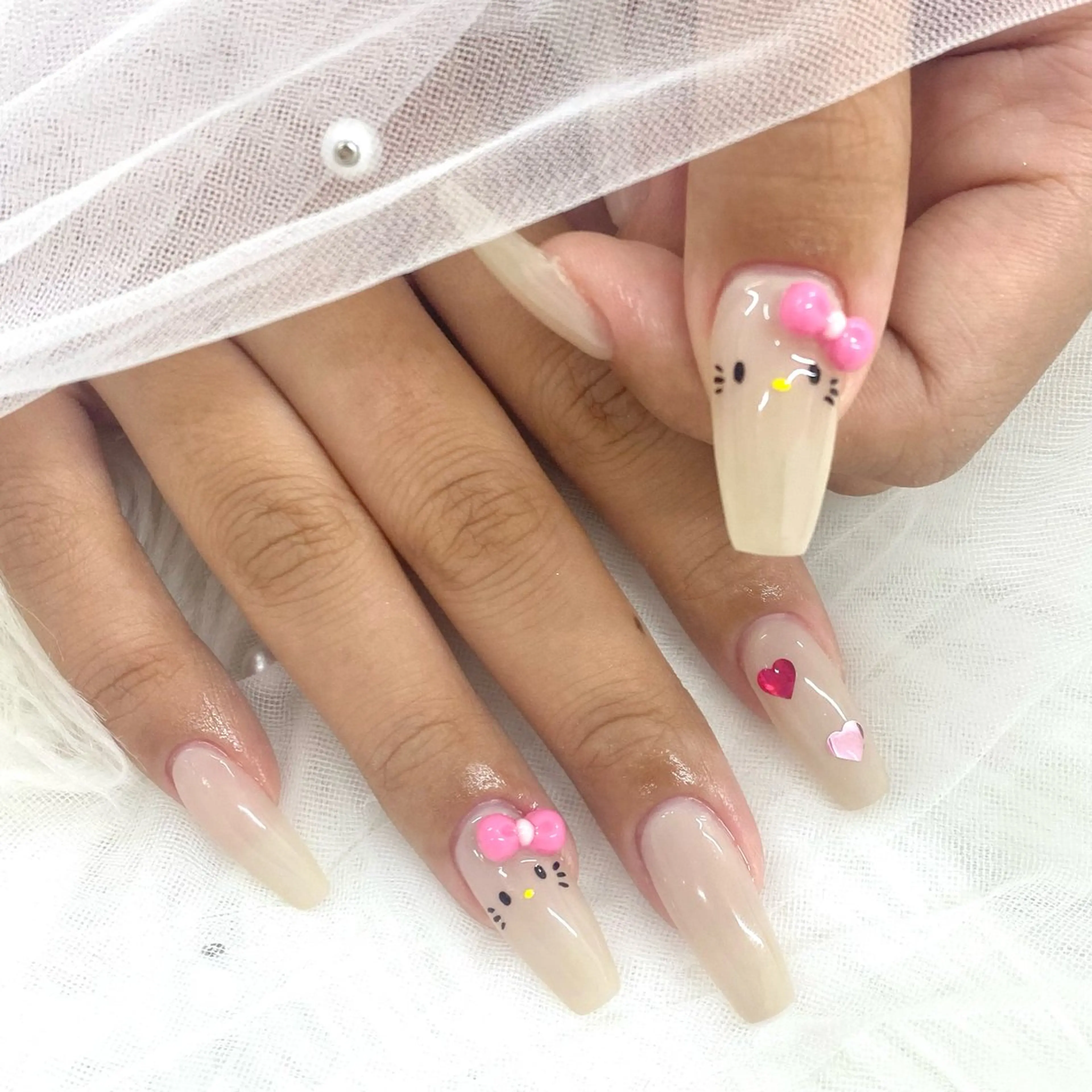 ネイル NAILSALON LUNON 獨協大学前駅店所属・LUNON 獨協大学前駅店のネイルデザイン