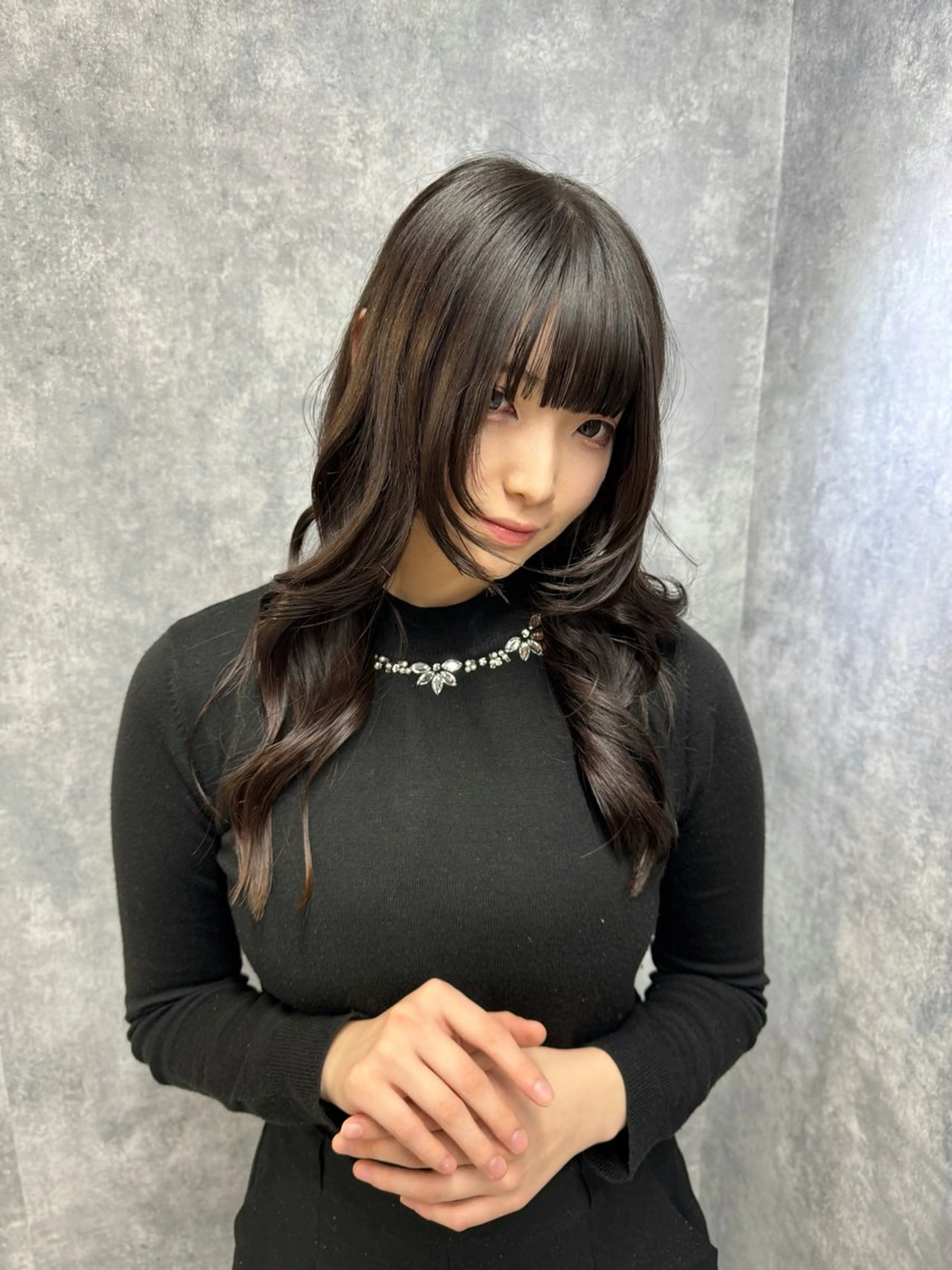 ロング ロングレイヤー レイヤーカット ロング カット ♡ウルフ/レイヤー ハイトーン/yucoのヘアスタイル