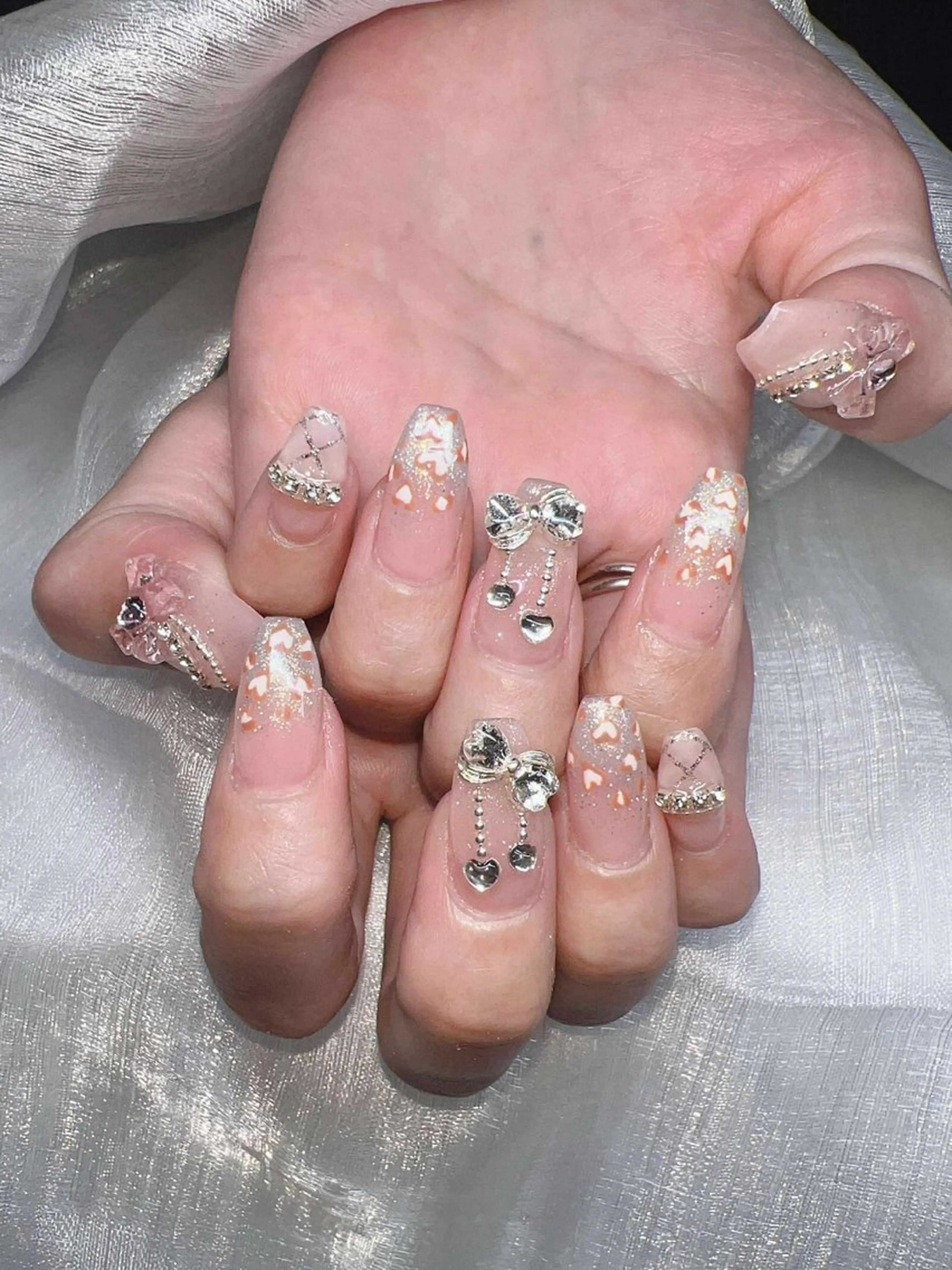 ネイル 長さ出し グラデーション 卒業式 キラキラネイル マグネットネイル ハンドネイル Lee Nailsのネイルデザイン