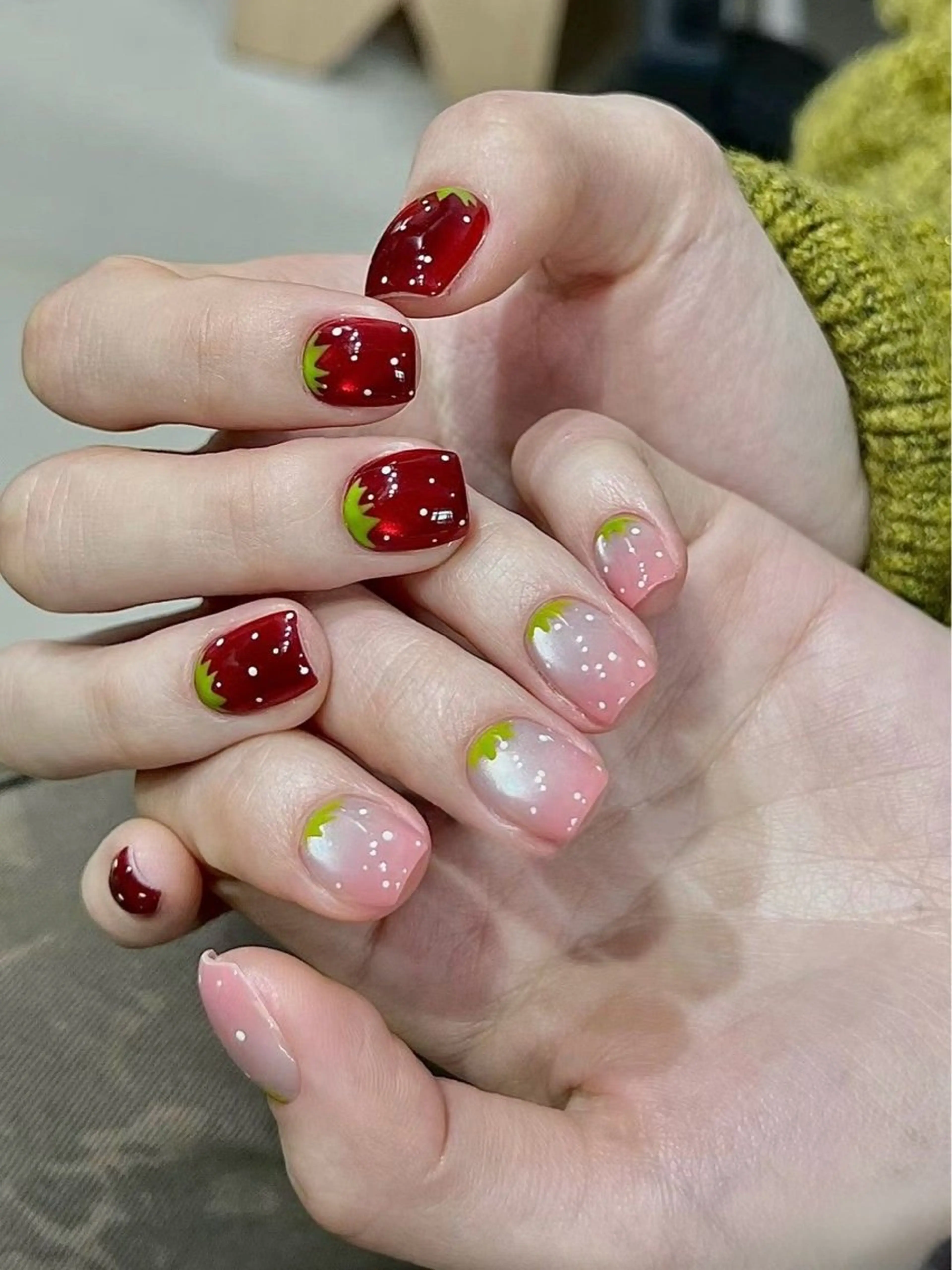 ネイル 長さ出し フレンチネイル グラデーション 卒業式 マグネットネイル ハンドネイル MIHANA NAILのネイルデザイン
