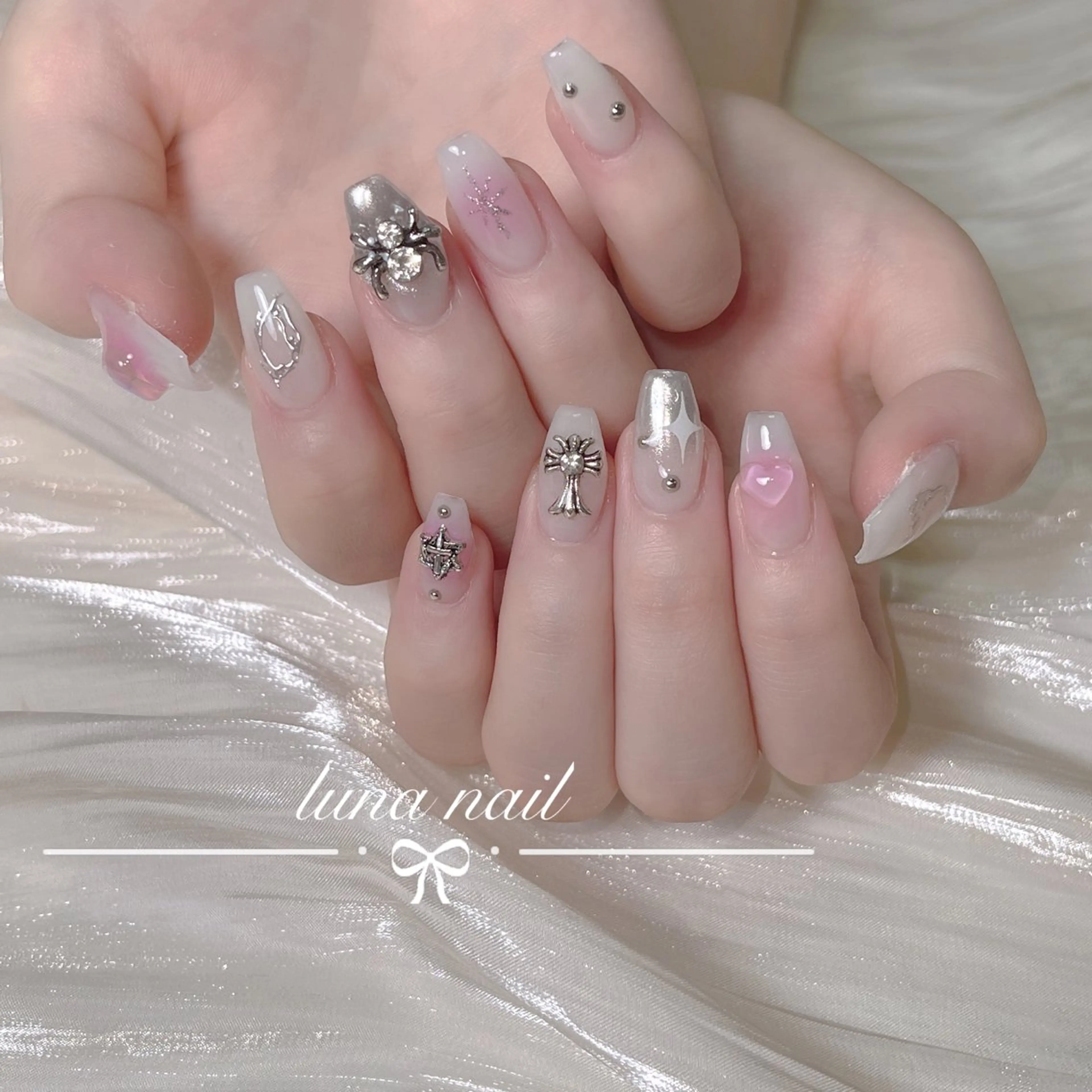 ネイル luna nail ＆eyelashのネイルデザイン
