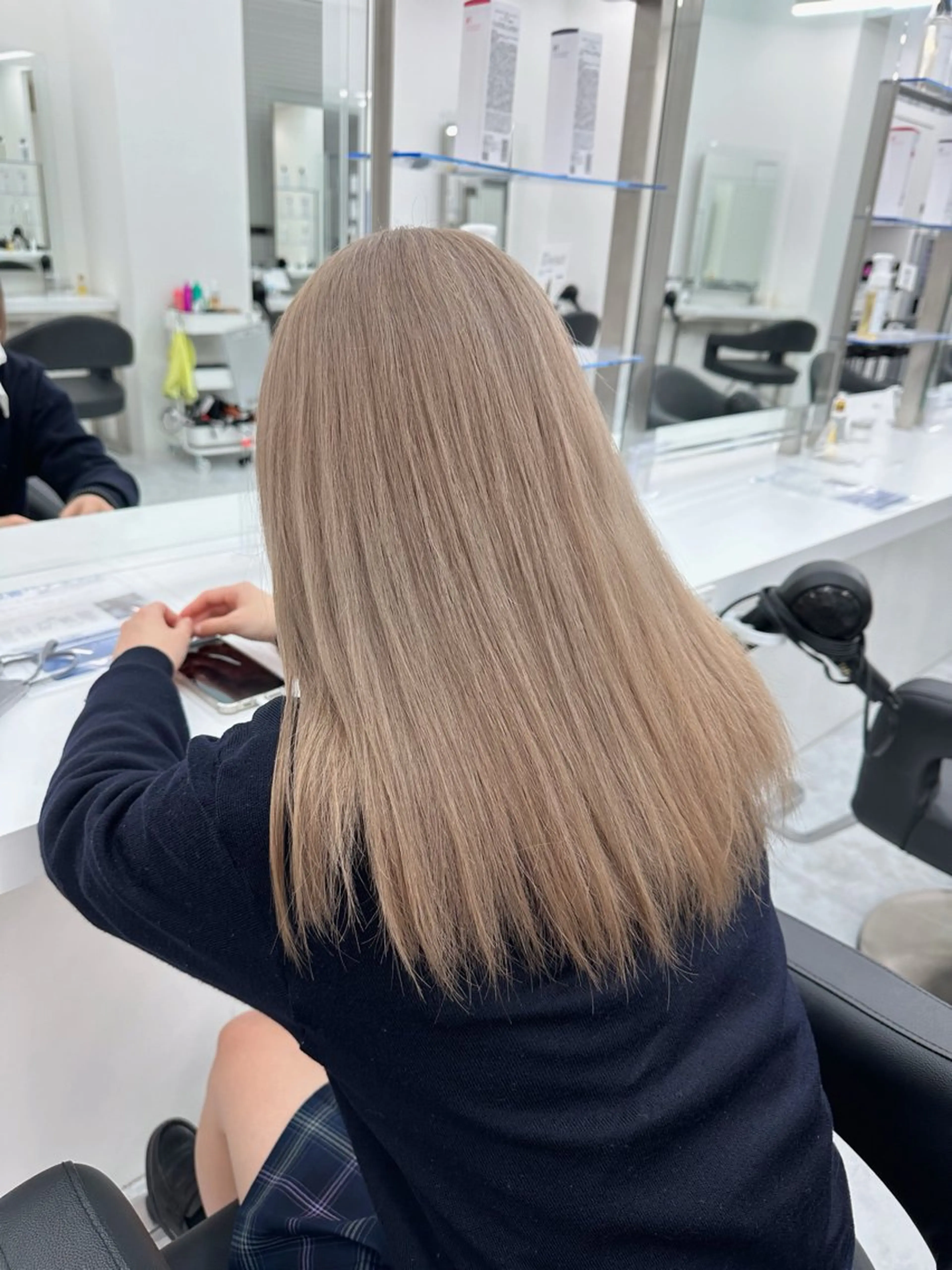 ミディアム カラー ヘアカラー トリートメント ヘッドスパ ヘアセット ダブルカラー 韓国ヘアKYONのヘアスタイル