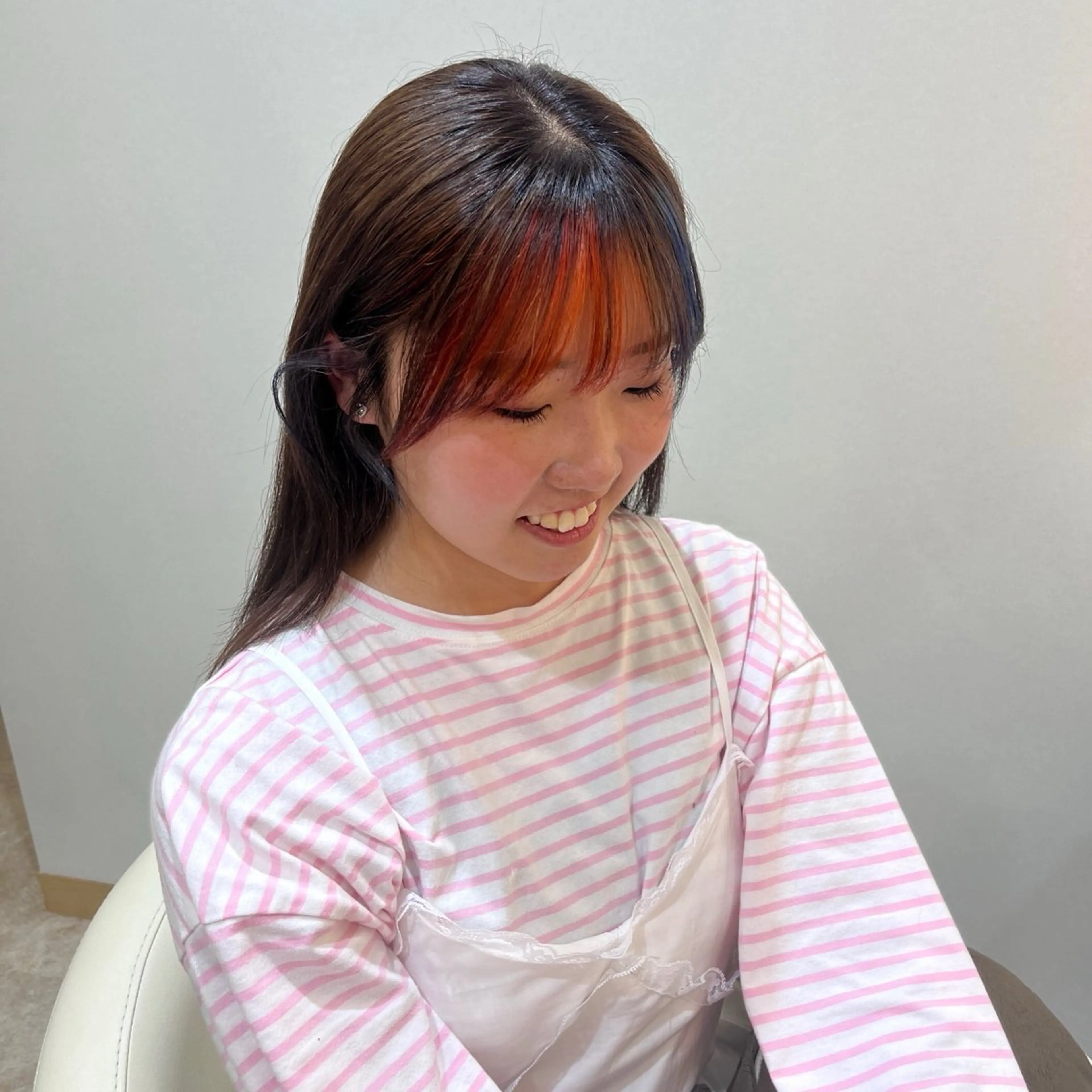 ロング カラー 望愛/レイヤー/ハイ トーン/デザインのヘアスタイル