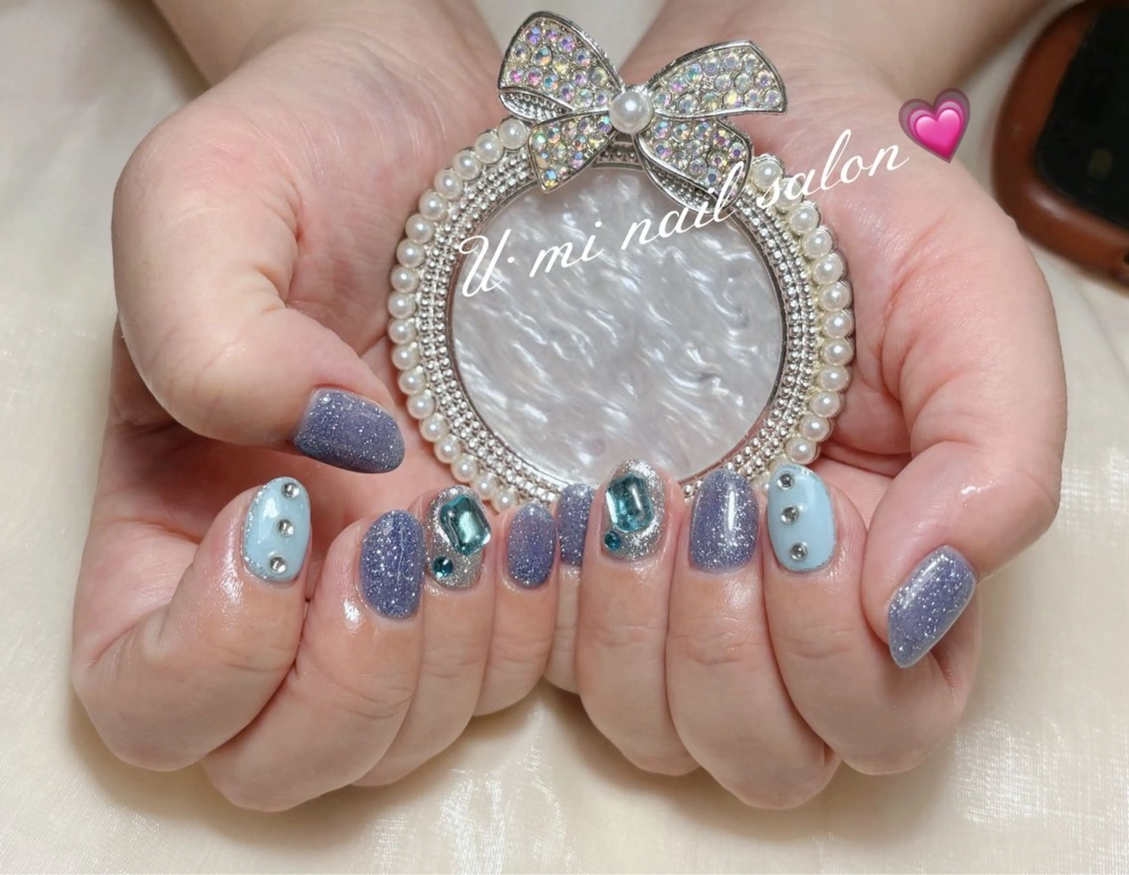 ネイル U·Mi nail salon所属・U·MI 長さ出し専門店のネイルデザイン