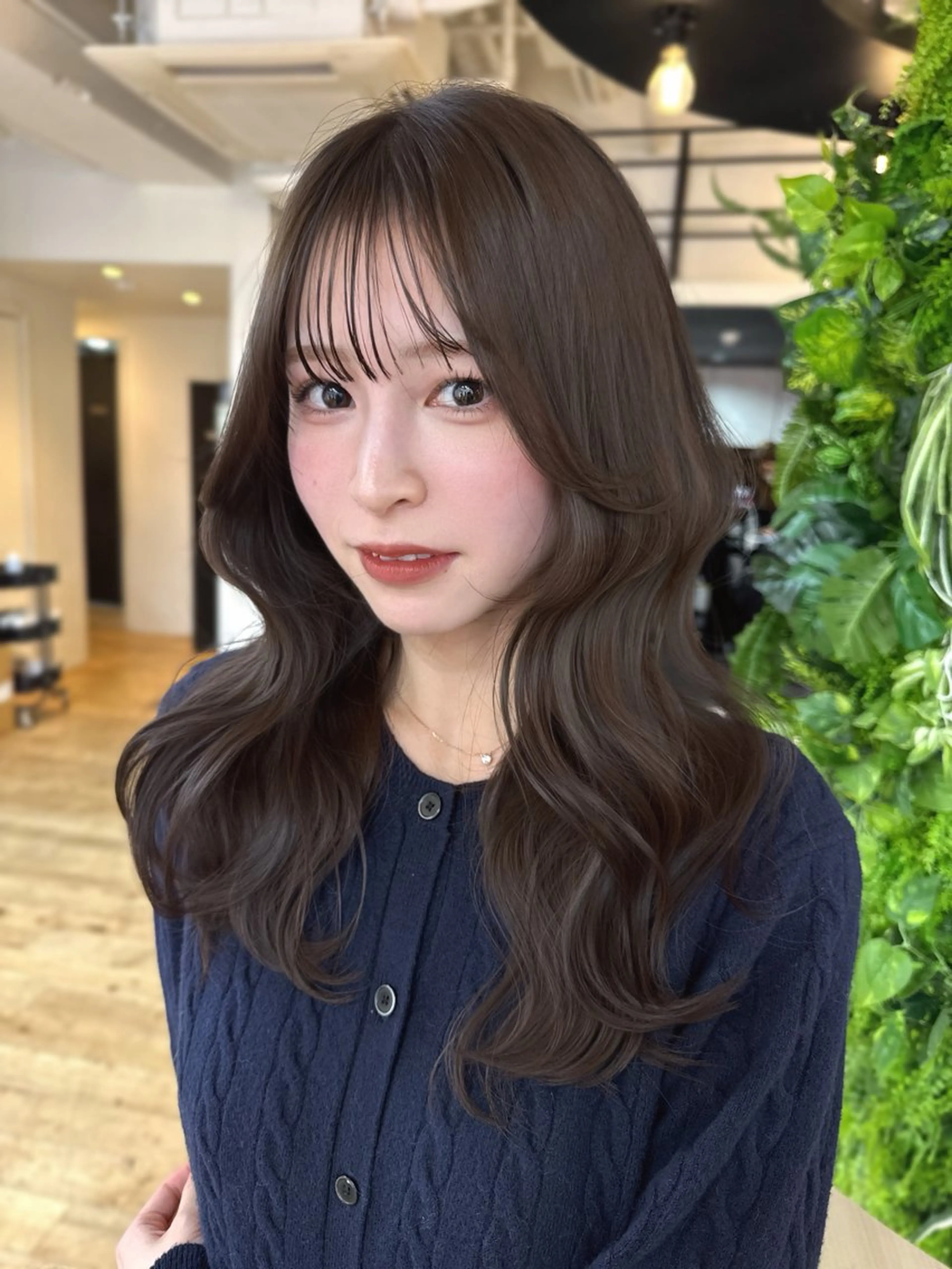 ロング カラー ロングレイヤー 透明感カラー グレージュ レイヤーカット ロング カット ヘアカラー Pocket仙台 💚モエリのヘアスタイル