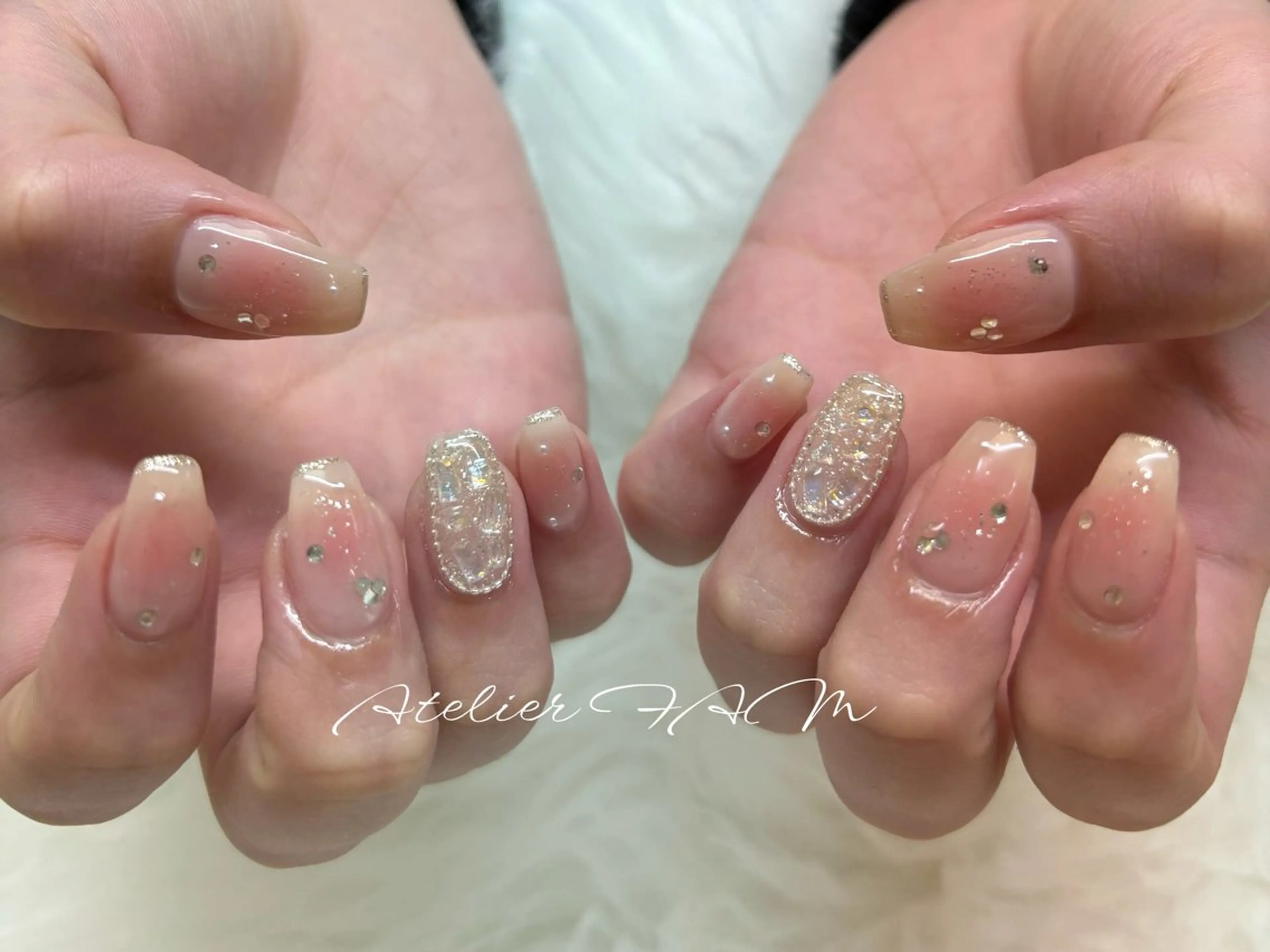 ミディアム ハンドネイル nail&eyelashsalon atelier fam上本町店所属・アトリエ FAMのネイルデザイン