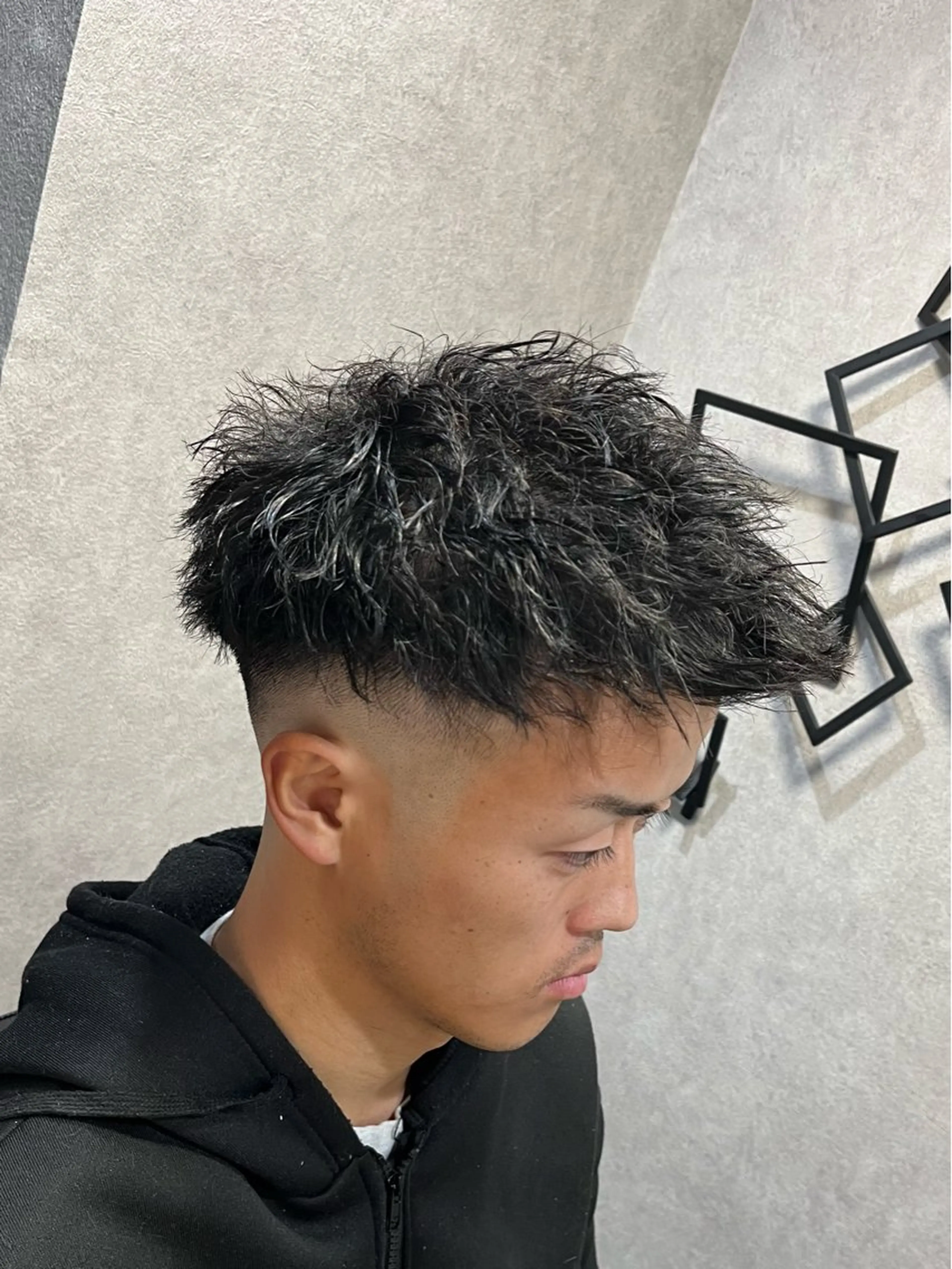 ミディアム パーマ CuMARi所属・歴7年🔥メンズ専門 100％満足させますのヘアスタイル