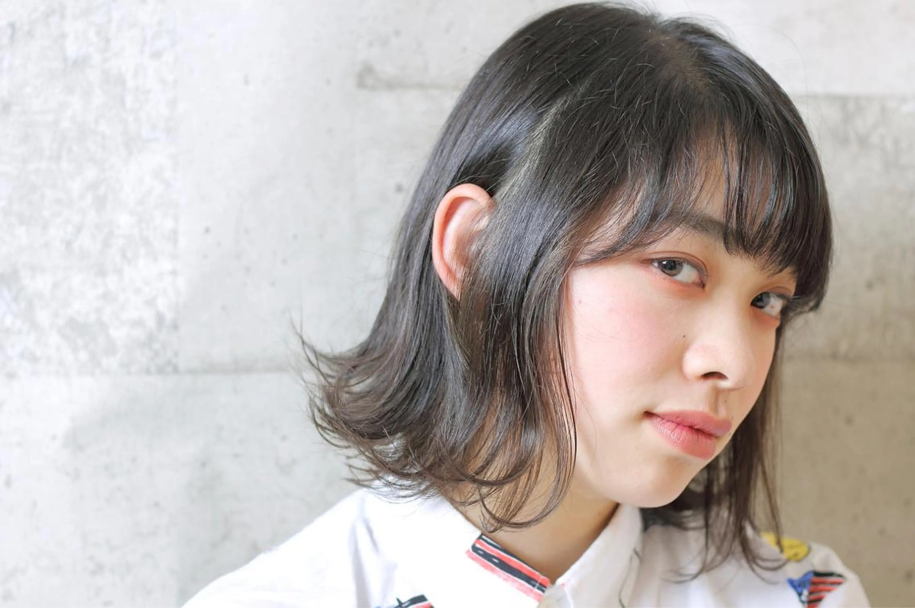 ショート カラー 切りっぱなしボブ ハイライトカラー ボブ ハイライト 外ハネヘア 武田 清久のヘアスタイル