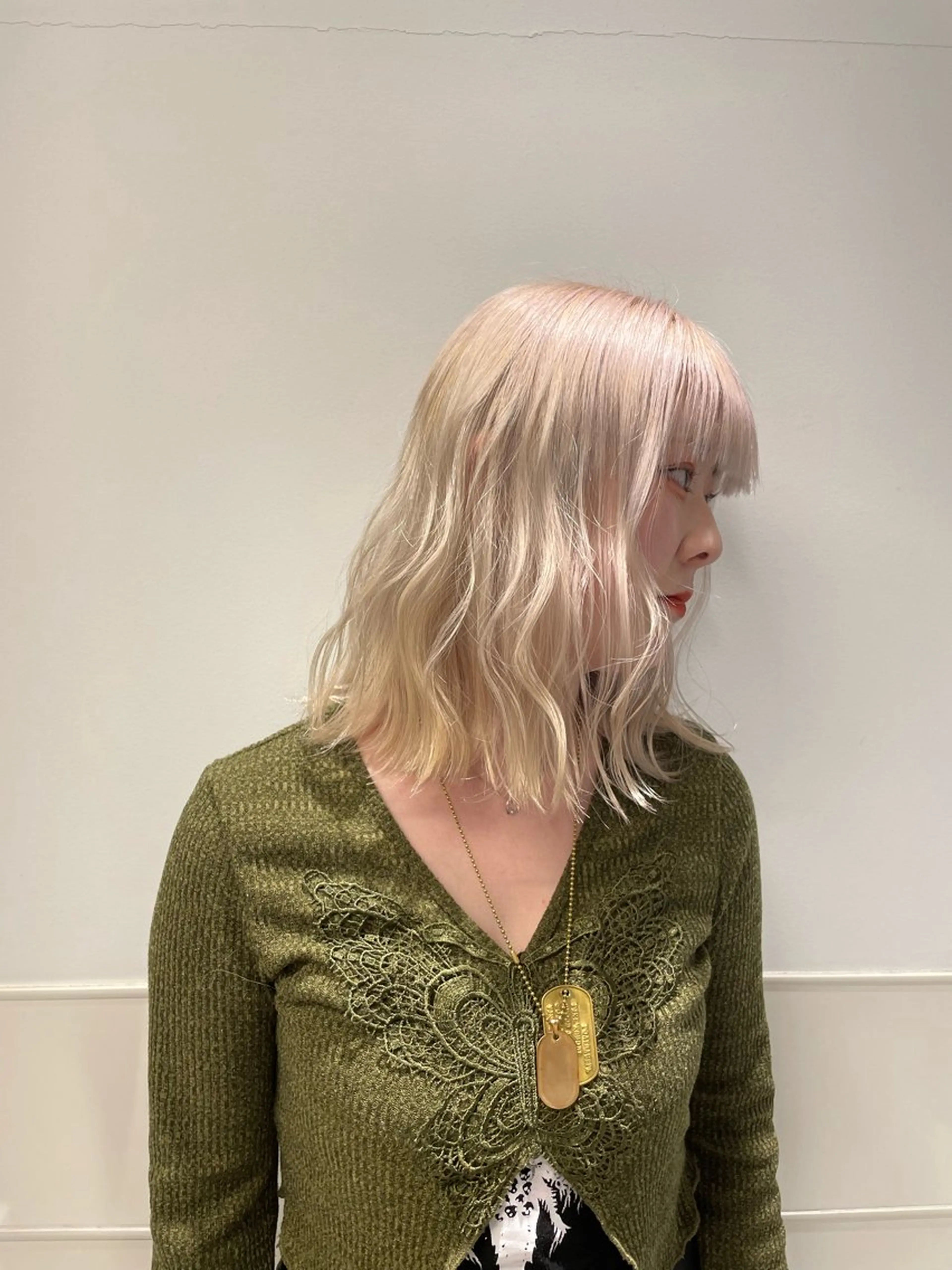 セミロング カラー ヘアカラー ハイトーン/ボブ /HBL/AYUNAのヘアスタイル