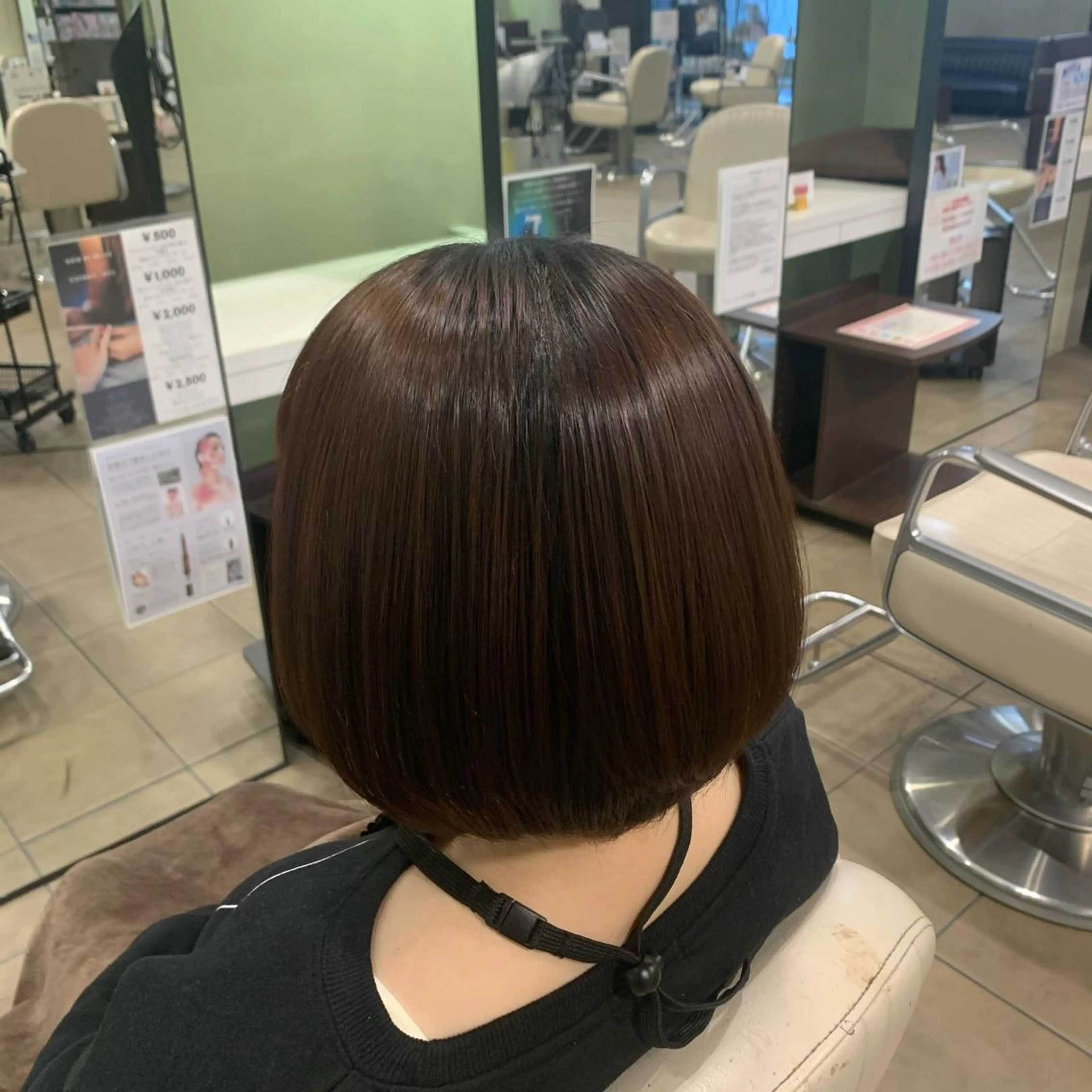 ミディアム カラー 髪質改善 Uni.所属・地毛風ストレート/ 髪質改善/榎本流行のヘアスタイル