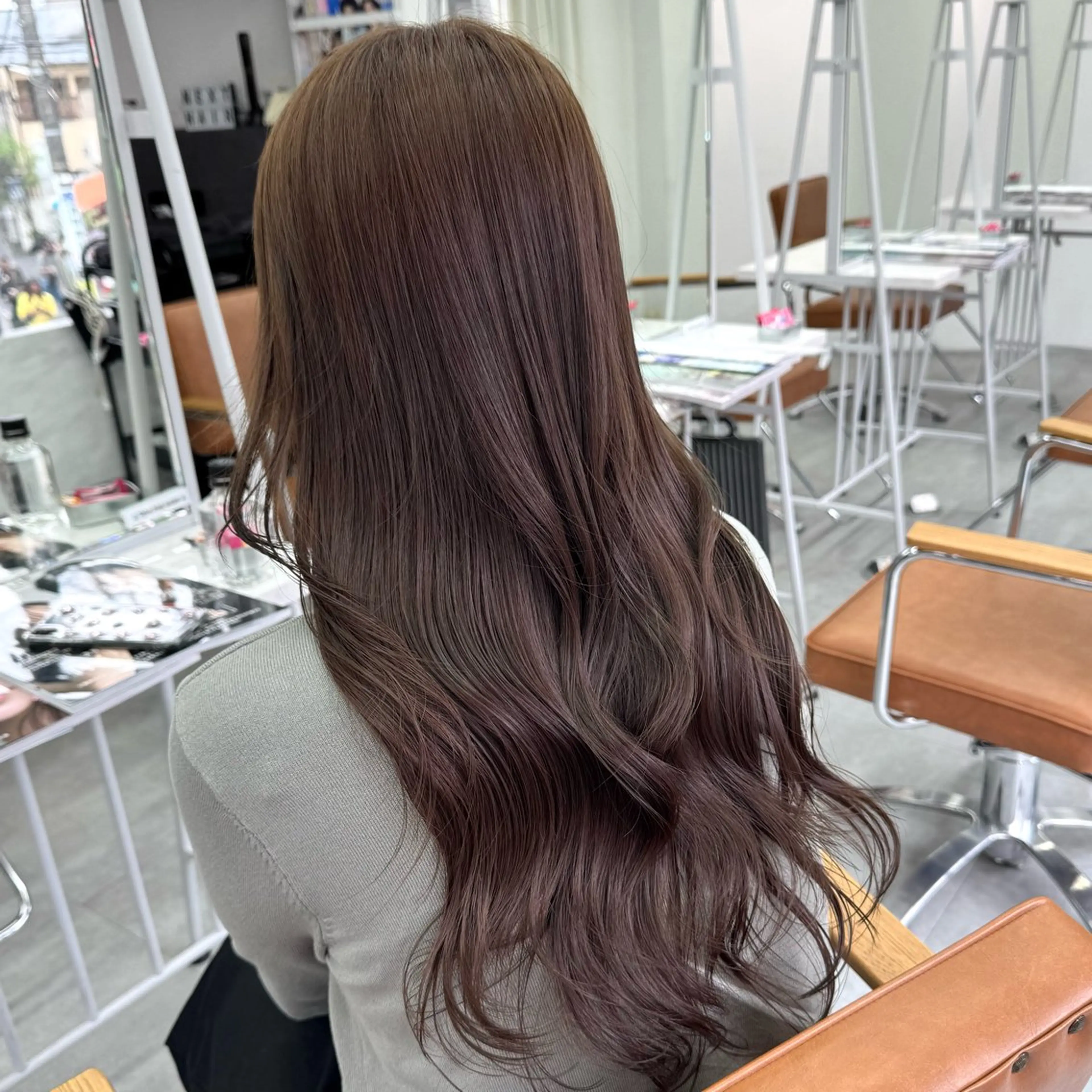 ロング カラー ヘアアレンジ ヘアカラー ブリーチなしカラー /ベージュ/安形翔のヘアスタイル