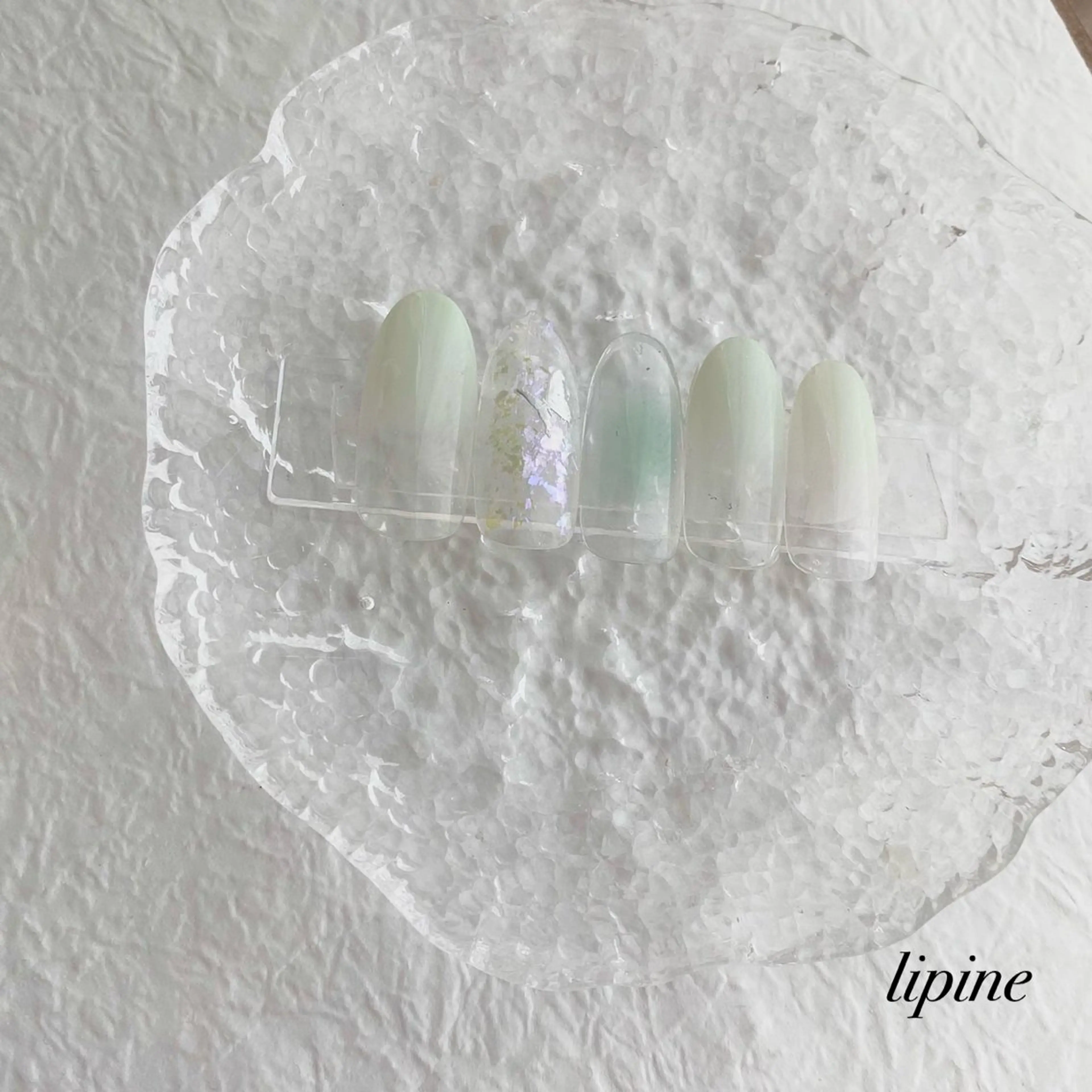 ネイル グラデーション ネイルサロン lipineのネイルデザイン