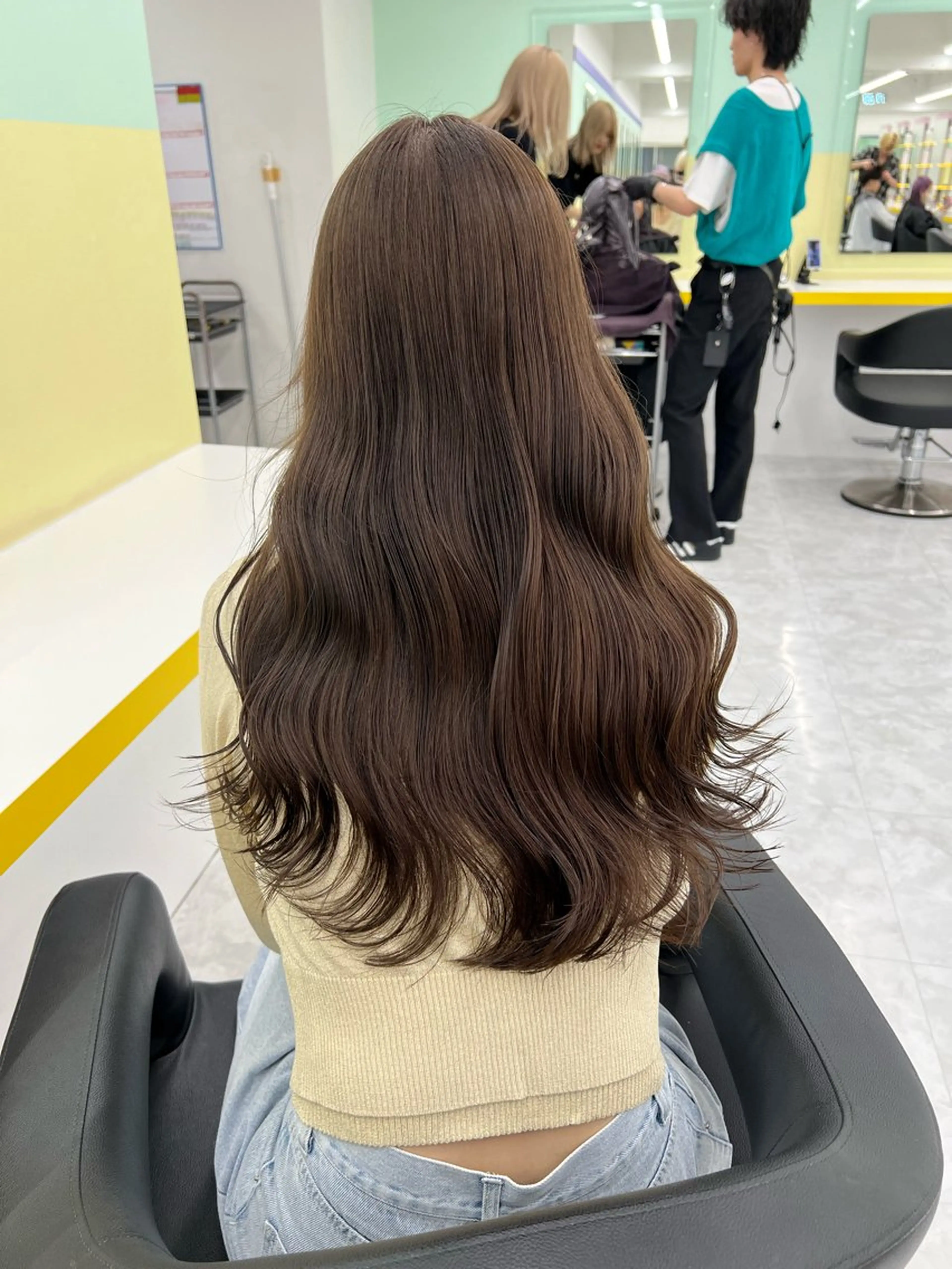 ロング ヘアカラー トリートメント ヘッドスパ ヘアセット 💍レイヤーカット 艶髪💍亘紘輝のヘアスタイル