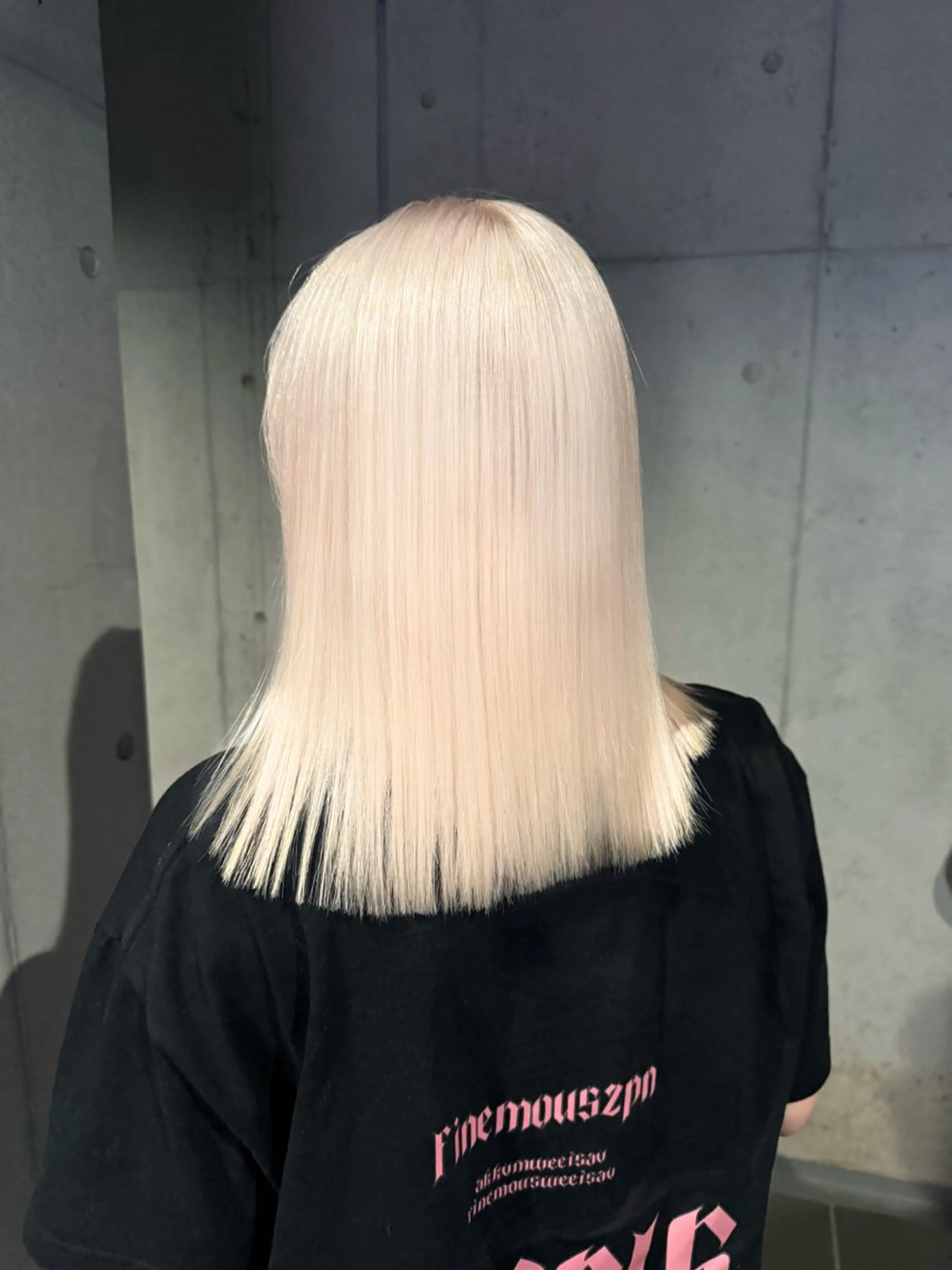 ミディアム ヘアカラー ハイトーン/レイヤー だいちのヘアスタイル