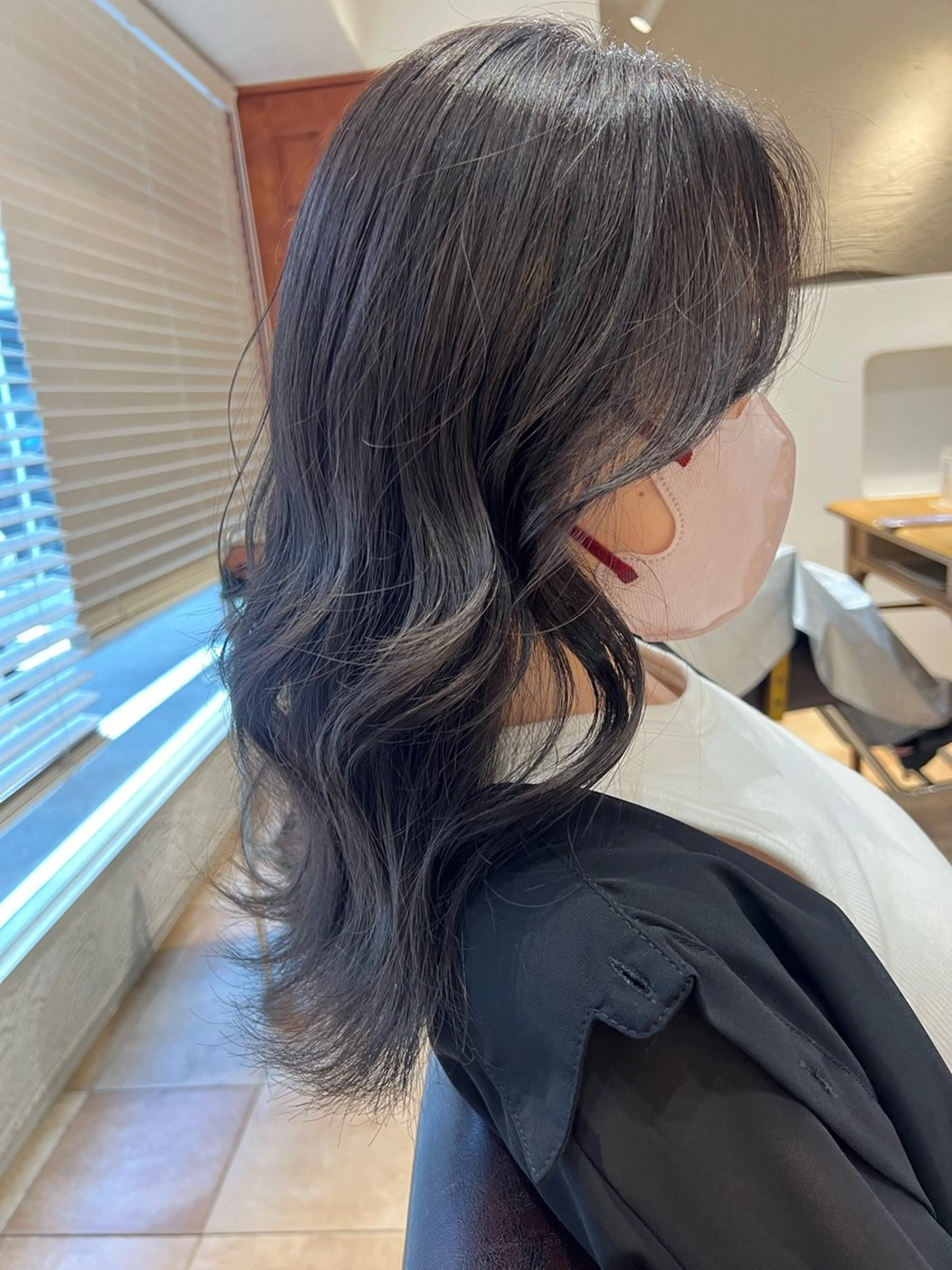 セミロング カラー 🥀韓国ヘア🥀 宮津真菜のヘアスタイル