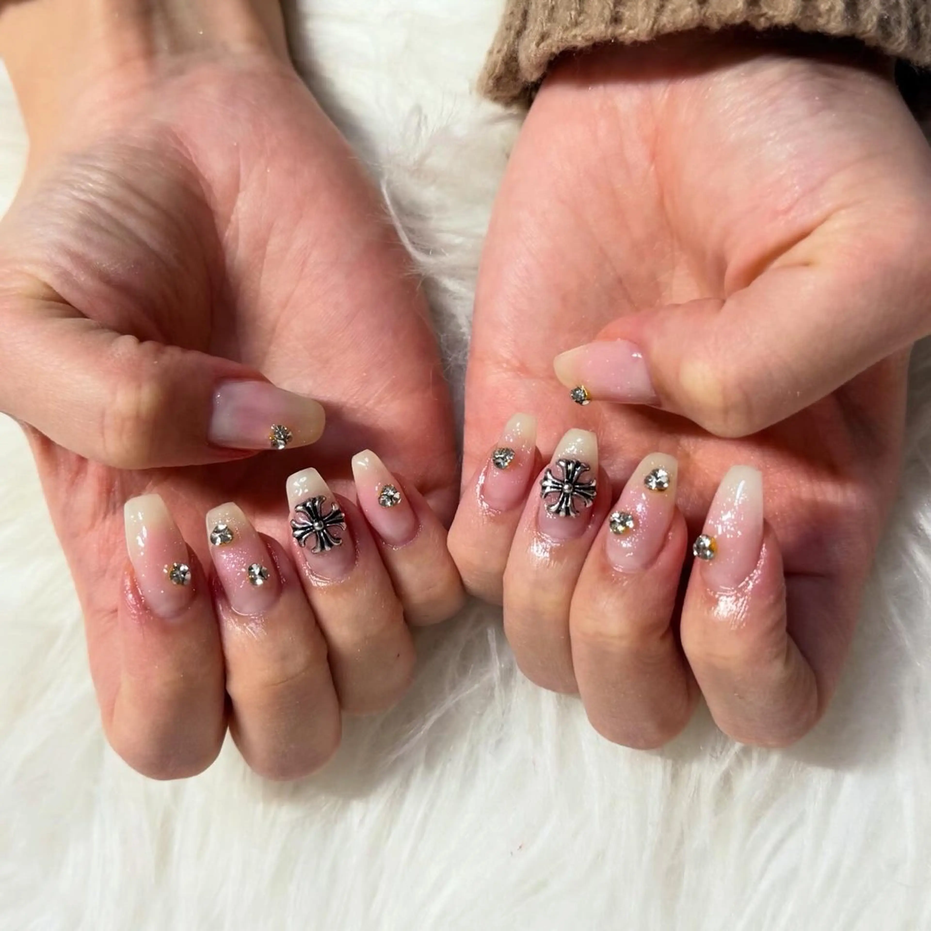 ミディアム ハンドネイル mao .のネイルデザイン