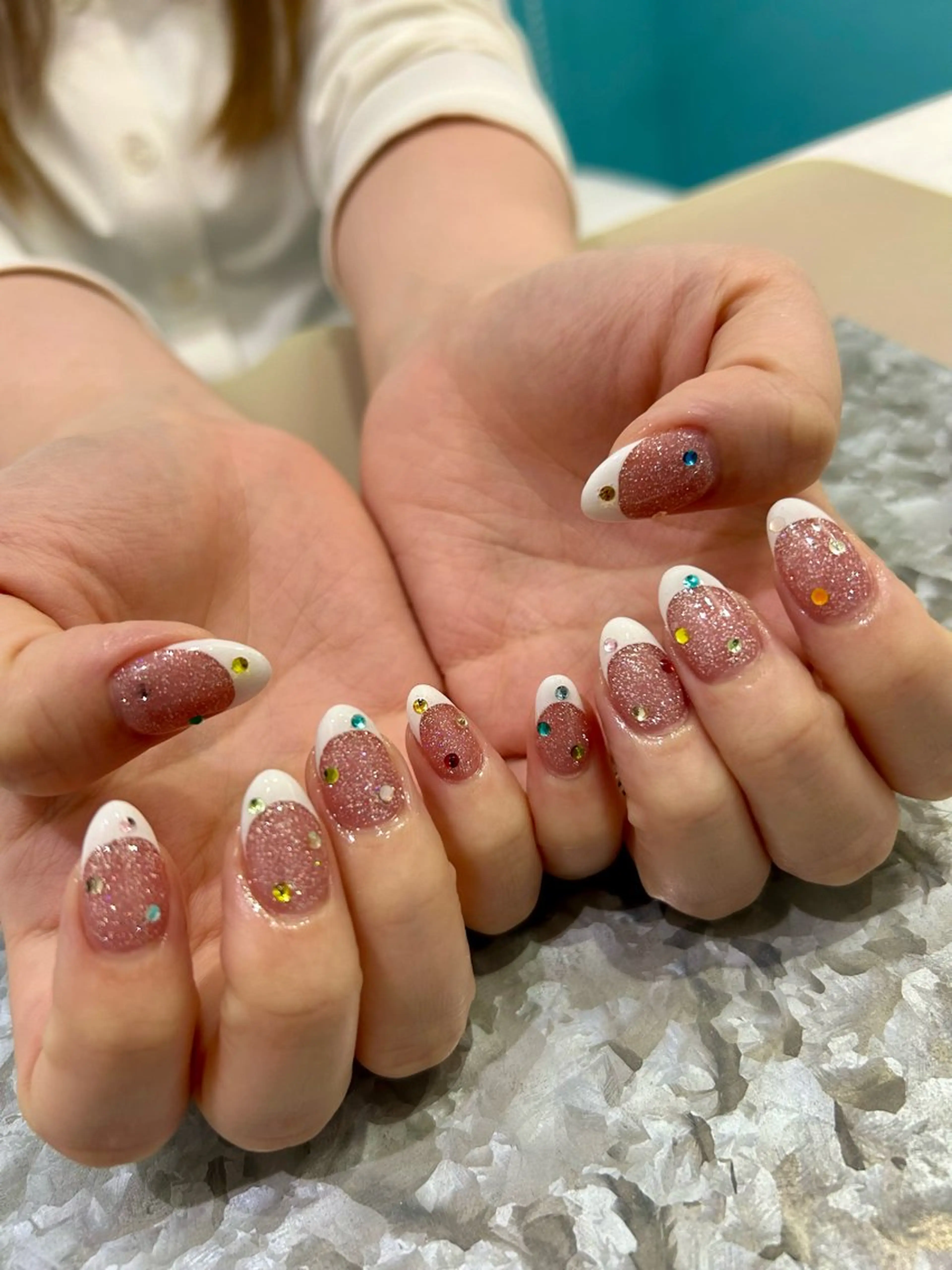 ネイル ハンドネイル リピーター率No.1 山岸のネイルデザイン