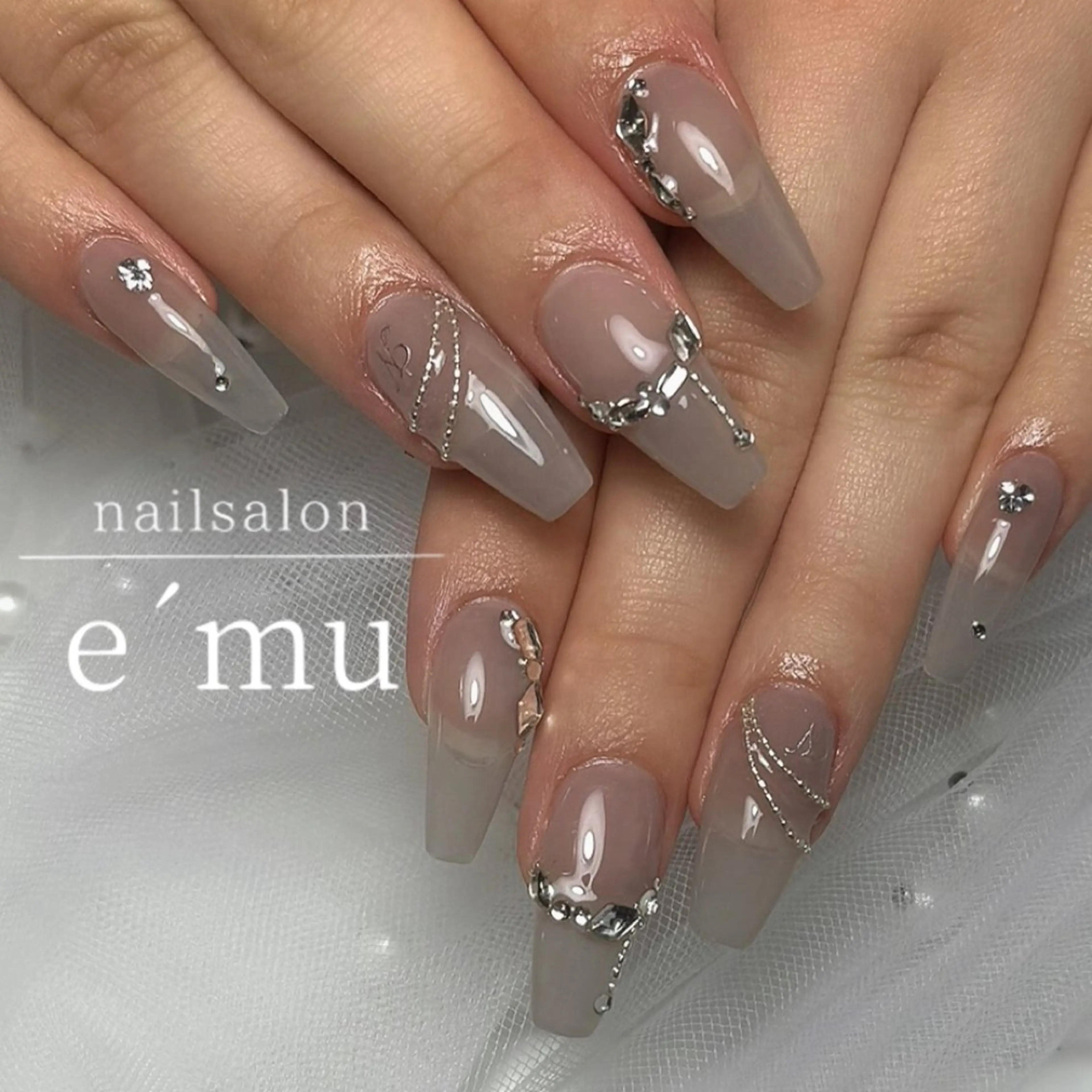 ネイル ネイルチップ ハンドネイル nailsalon e´muのネイルデザイン
