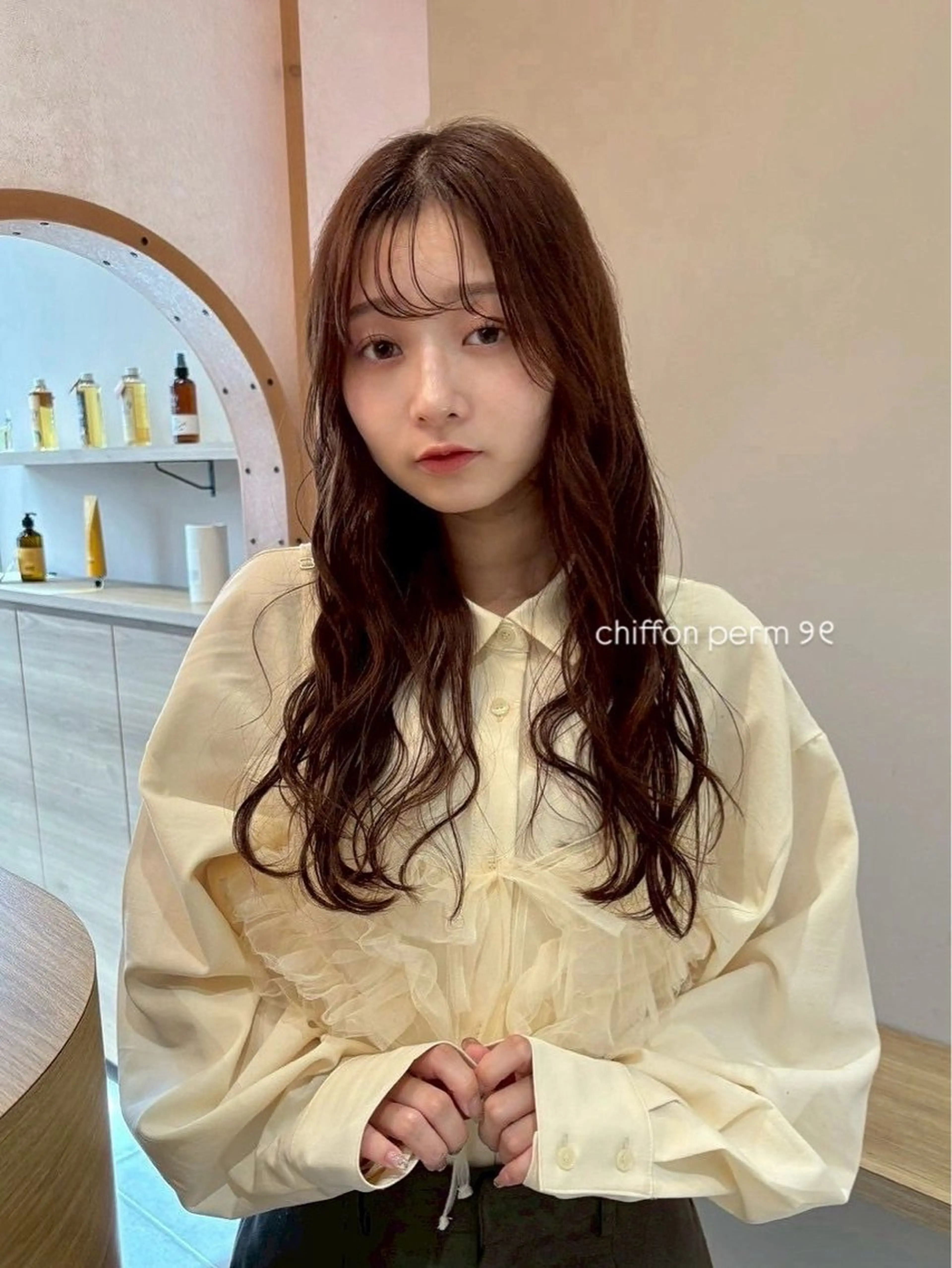 ロング パーマ 谷川 優奈のヘアスタイル